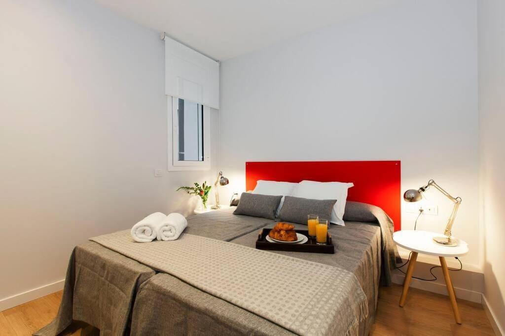 Beautiful 4bd 4ba In Eixample District Apartment Barcelona