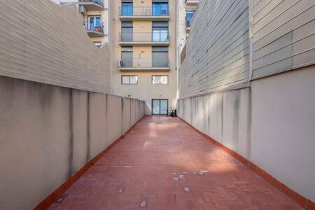 Bright And Modern Duplex With Terrace In Eixample District P2 Barcelona