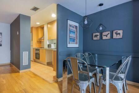 Bright And Modern Duplex With Terrace In Eixample District P2 *