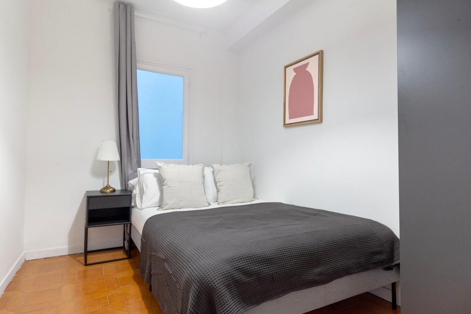 Blueground Les Corts Balcony Furnished Bcn-128