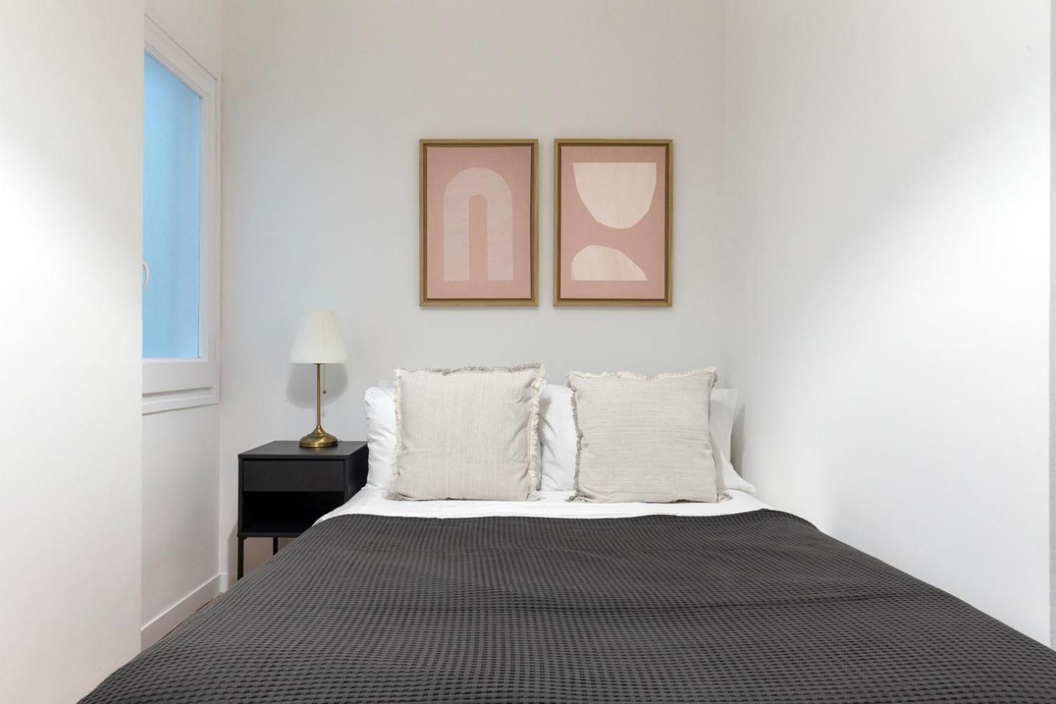 Blueground Les Corts Balcony Furnished Bcn-128 Appartement