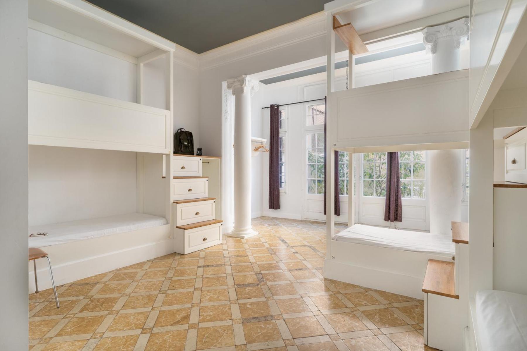 Casa Gracia Hostel Barcelona