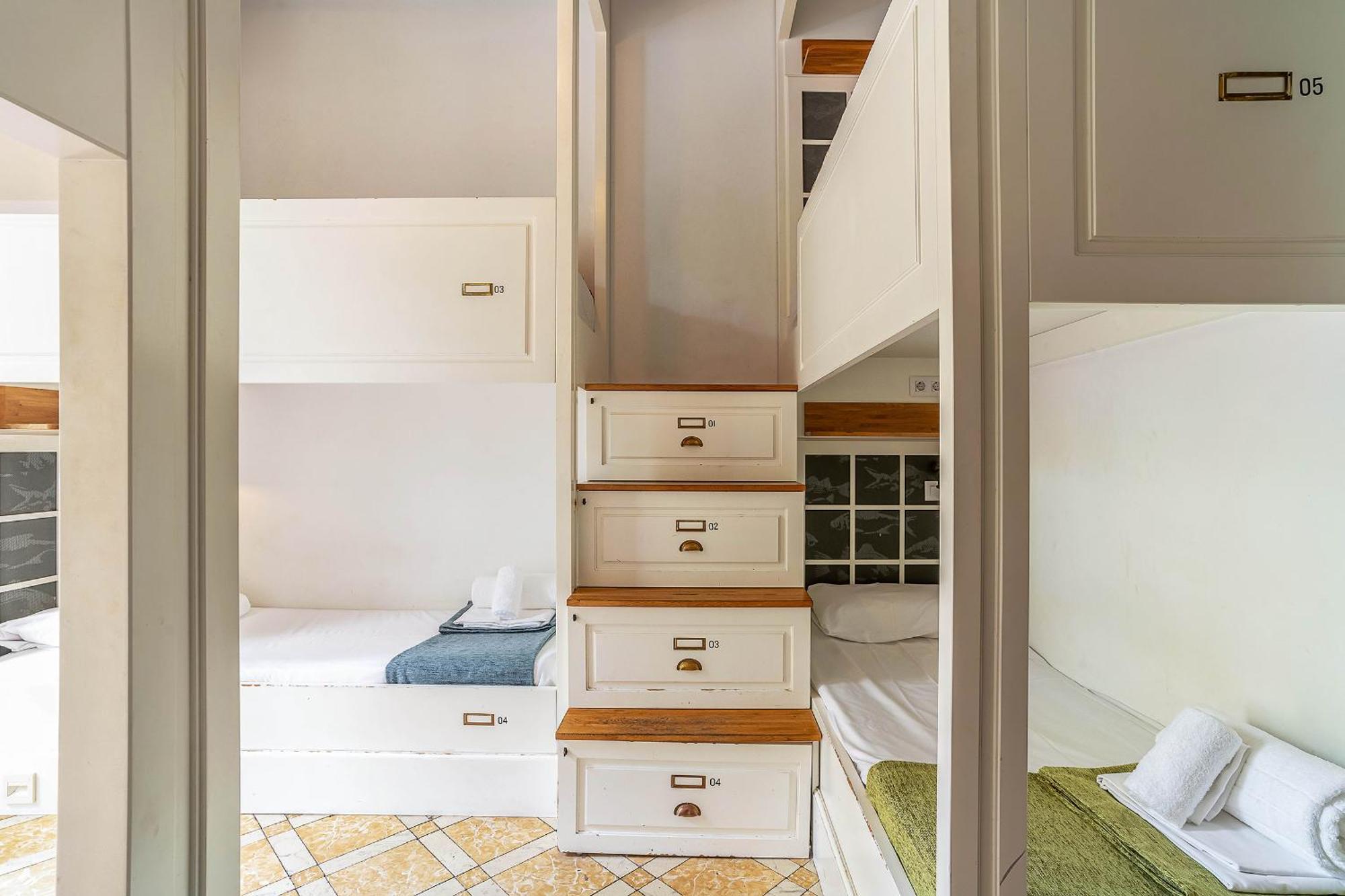 Casa Gracia Hostel Barcelona