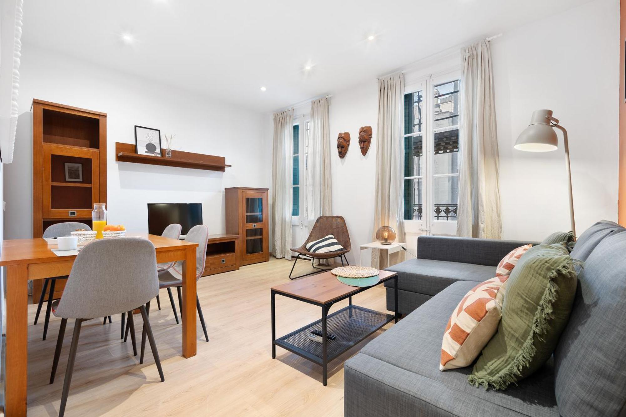 Appartement Recently Renovated 2 Bedroom In Eixample Barcelona