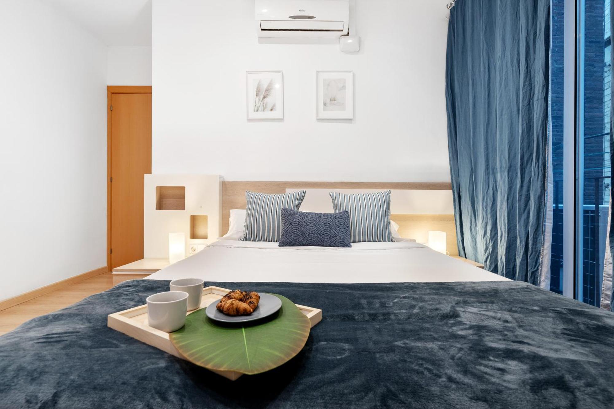 Appartement Recently Renovated 2 Bedroom In Eixample Barcelona