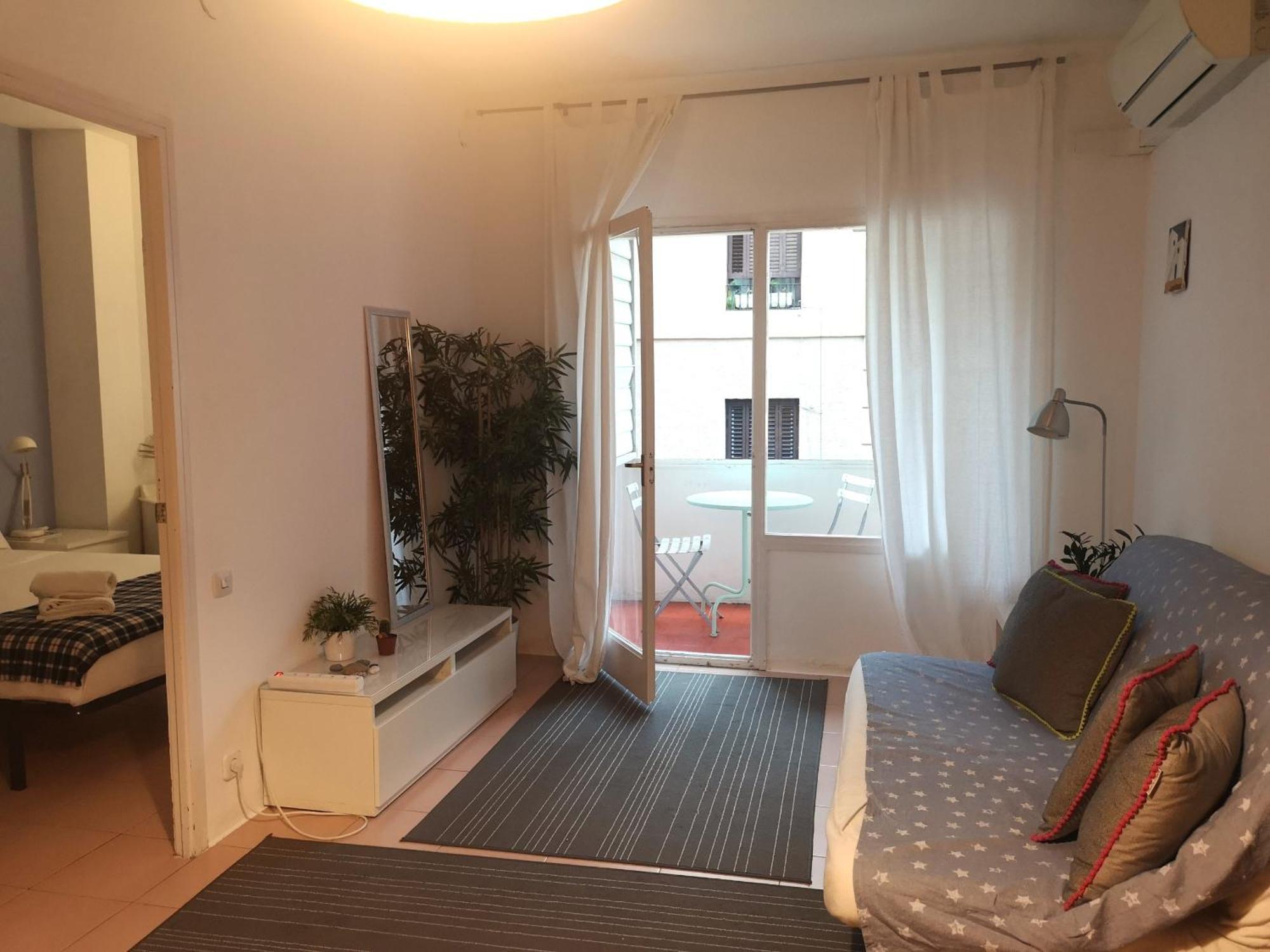 Aparteasy - Balcony, Quiet, Sunny * Barcelona