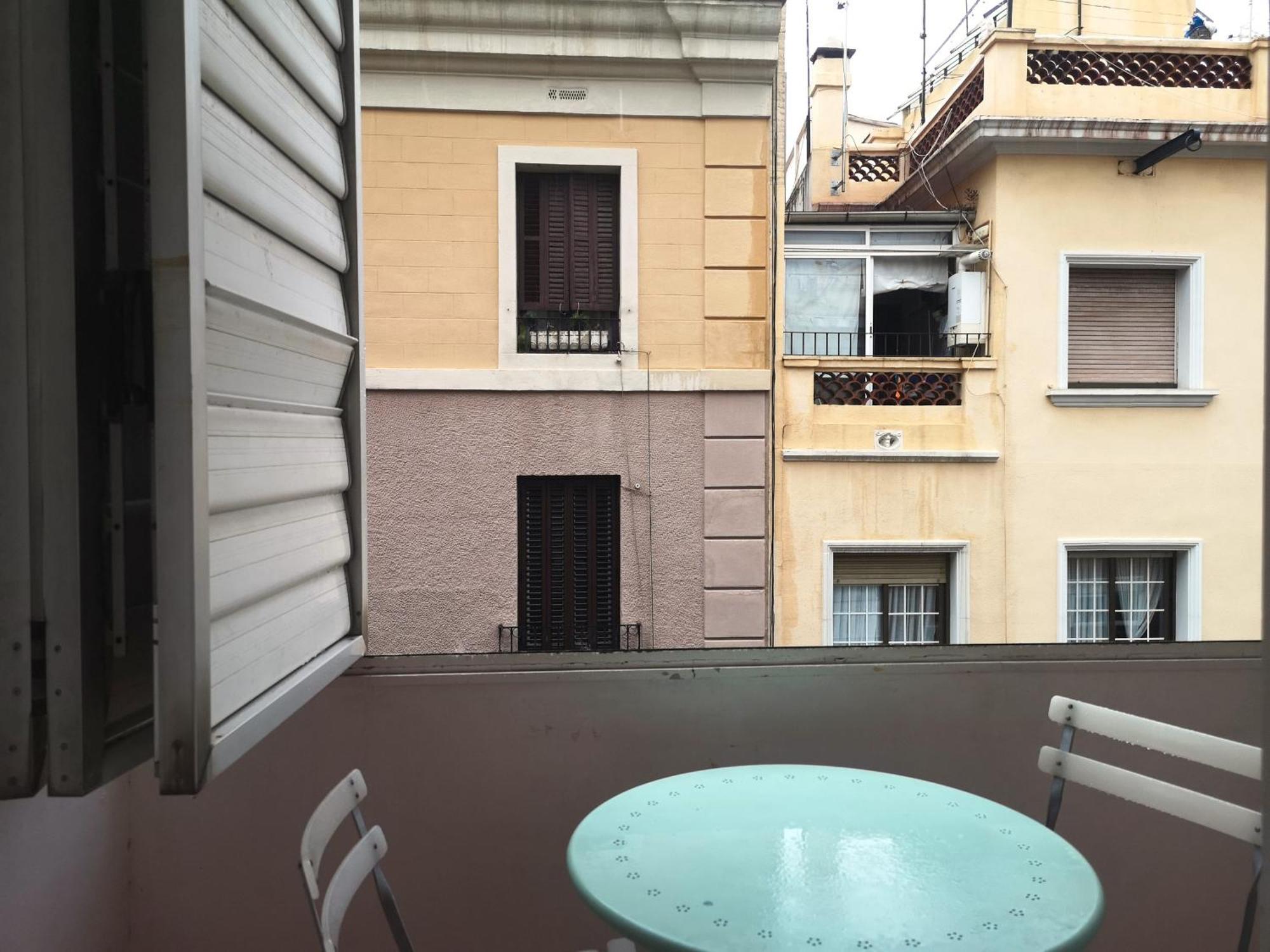 Apartment Aparteasy - Balcony, Quiet, Sunny *