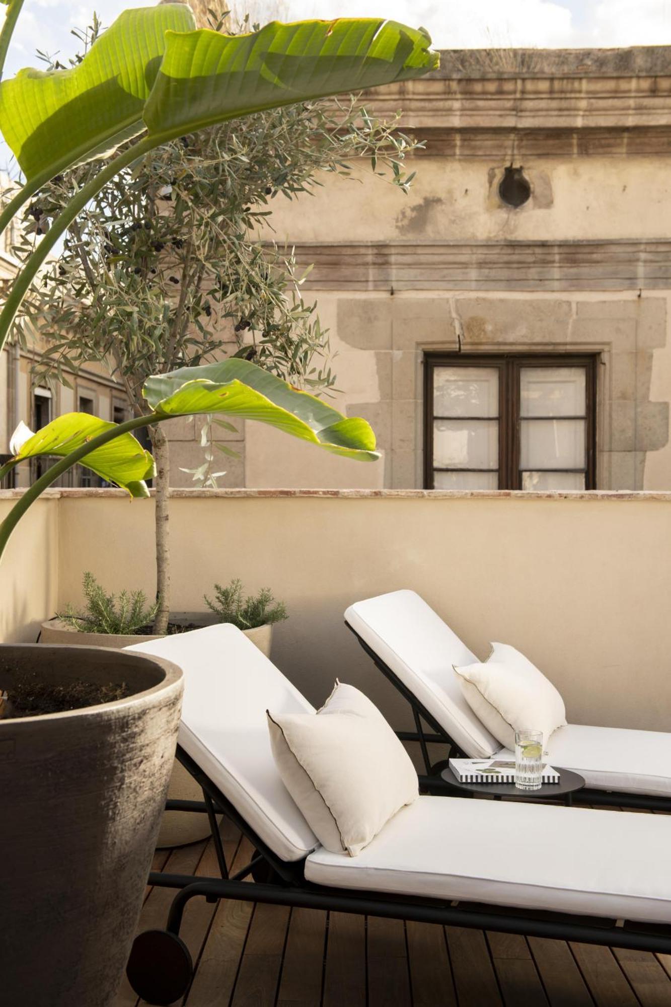 The Onsider - Luxury Penthouse With 3 Bedrooms, Terrace And Private Pool * Barcelona