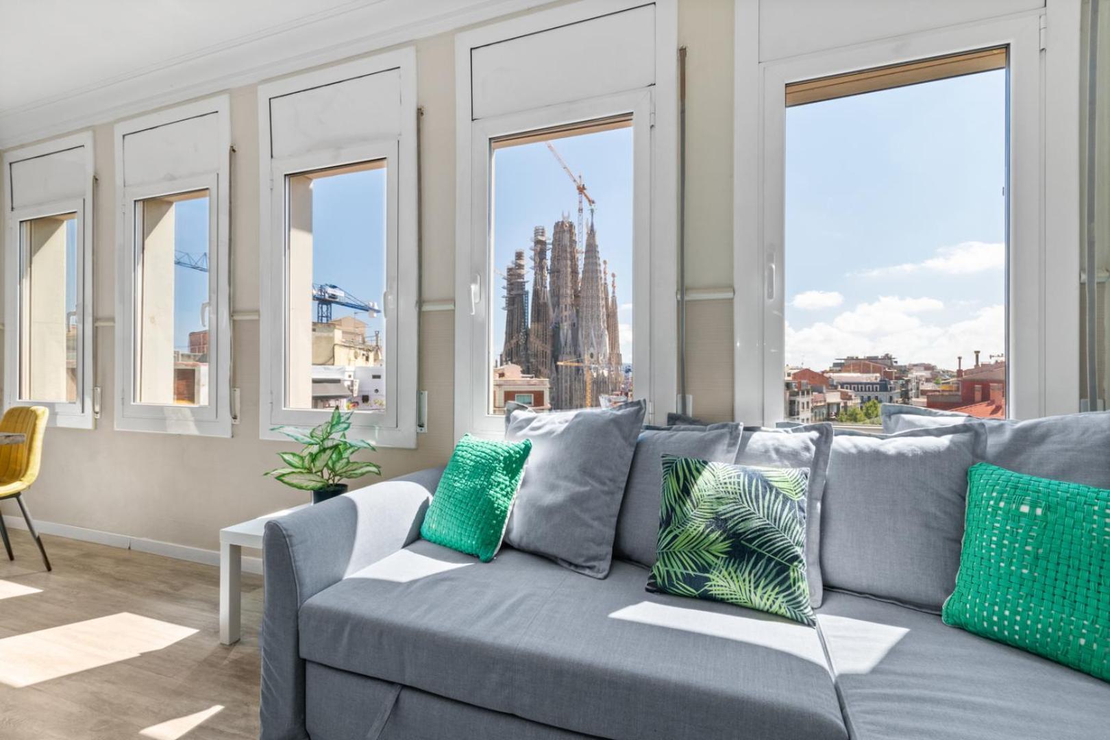 Sagrada Familia Apartment *