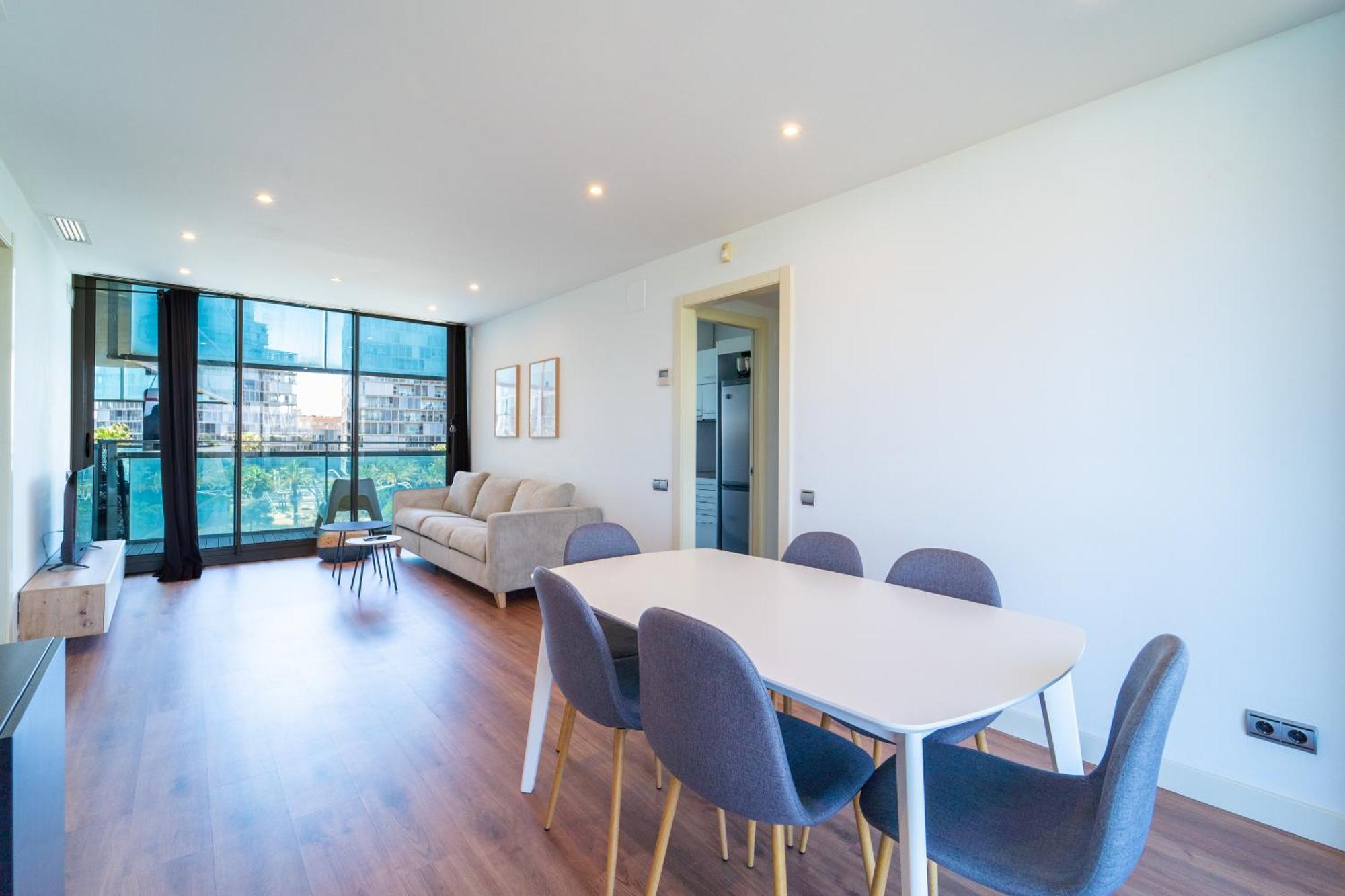 Unique Rentals-seafront Luxe Appartement *
