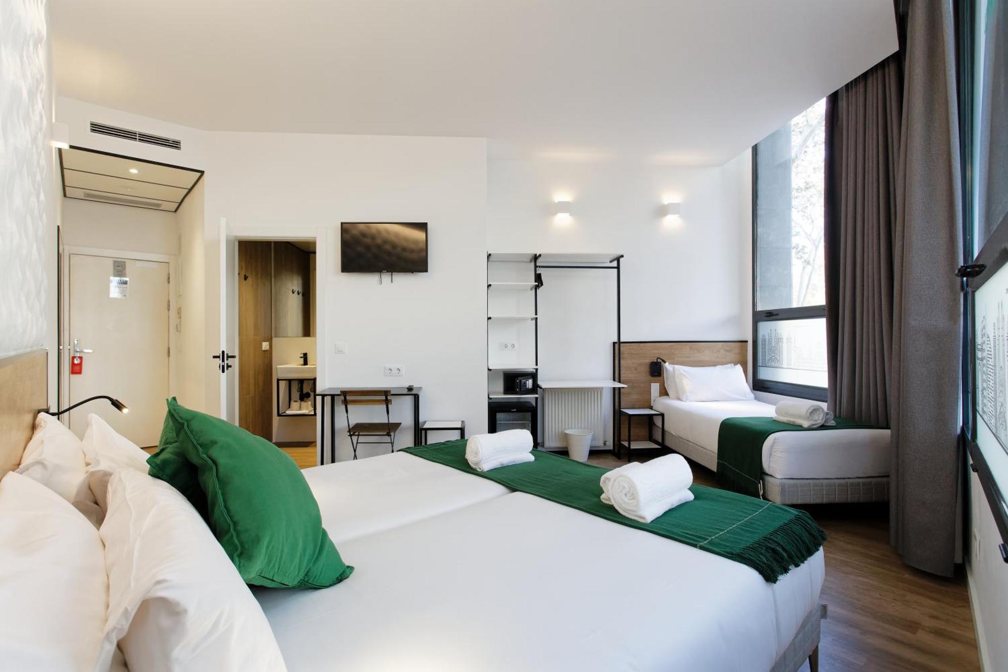 Hotel Barna House 3*
