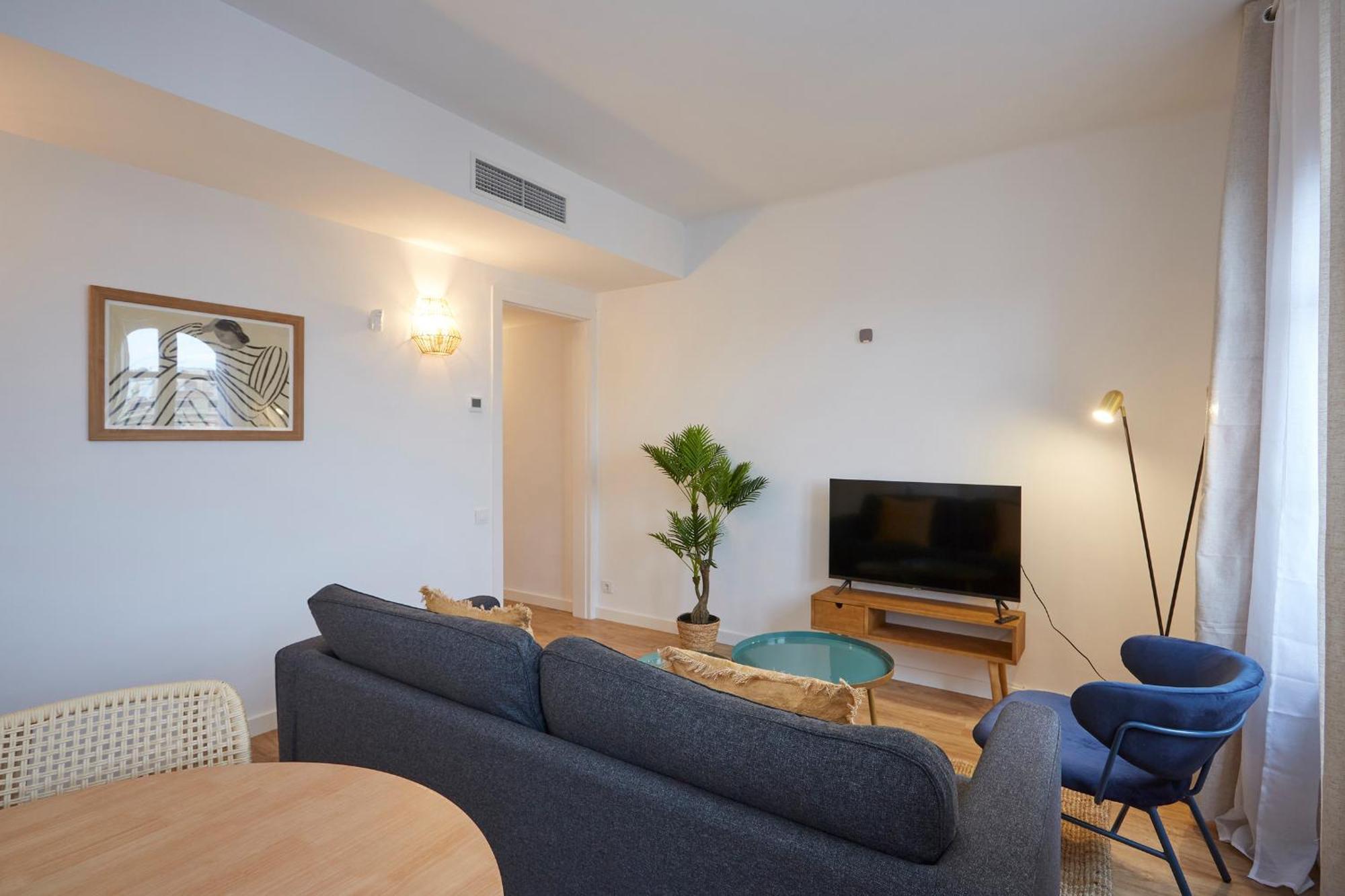 61par1014- Magnifico Recientemente Decorado En Poble Sec Appartement *