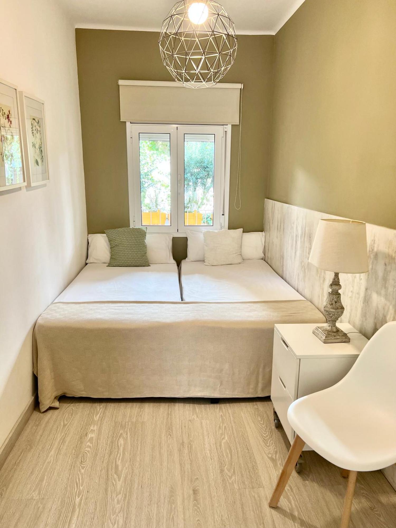 Charming & Quiet Park Guell Apartment *