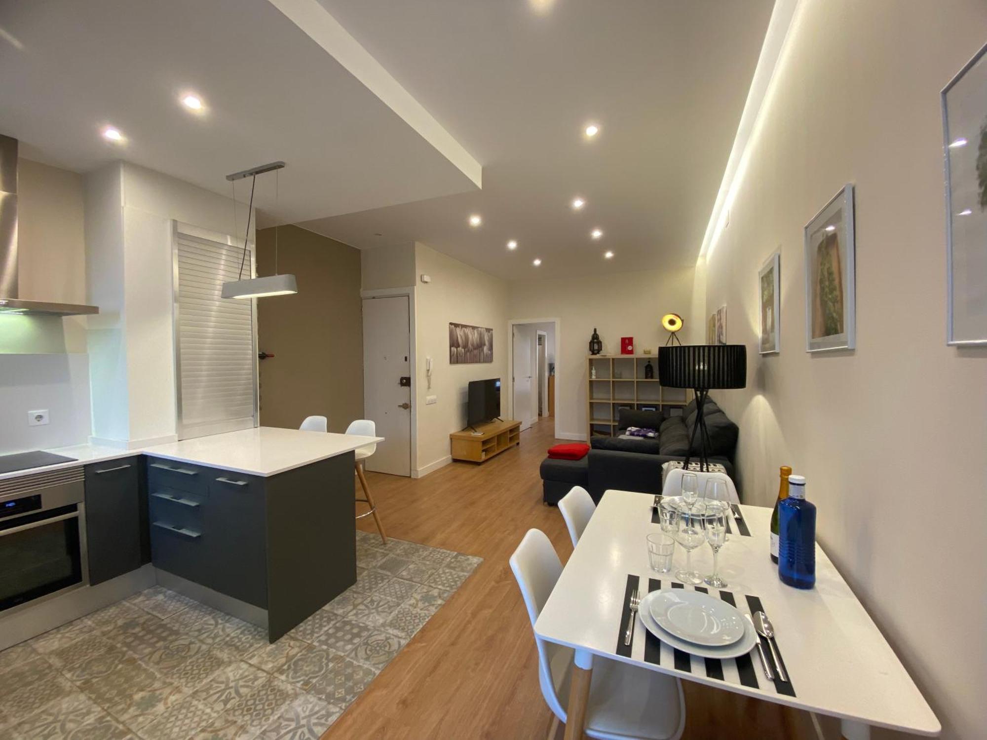 Spatious Luxe Paseo De Gracia Diagonal Apartment *