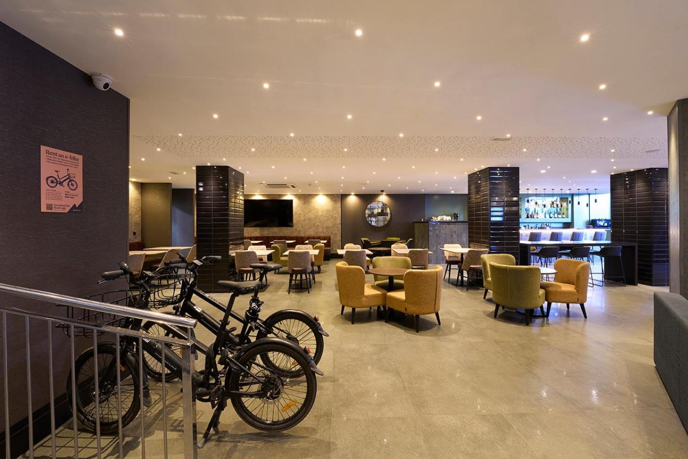 Hotel Catalonia Park Gueell