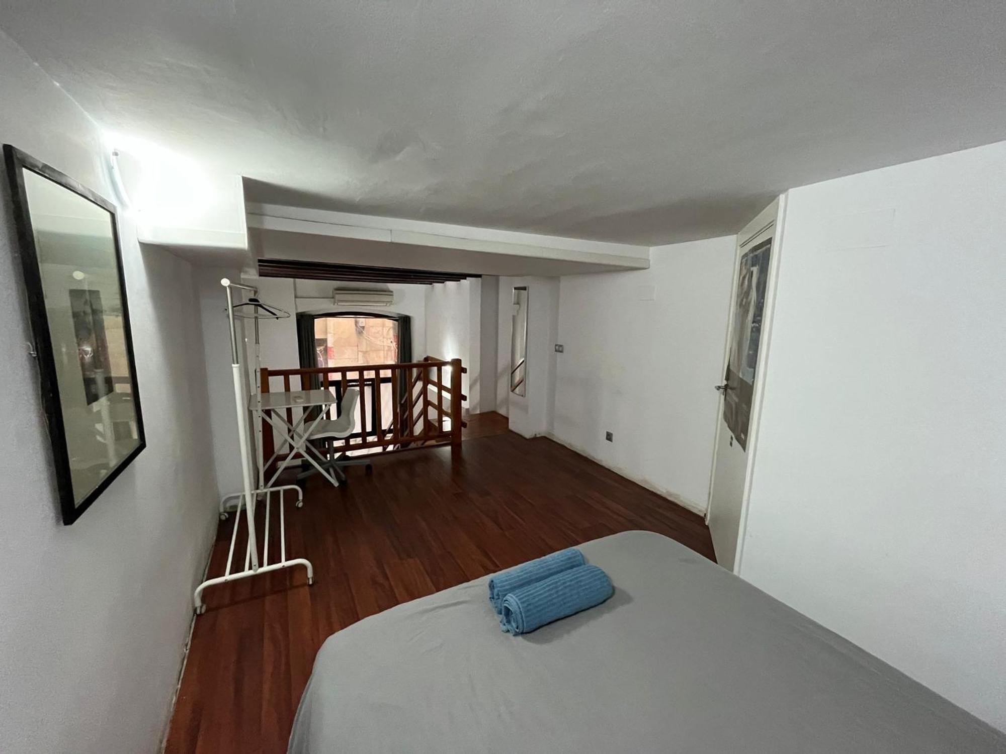 Apartment Centrally In The Heart Of Raval