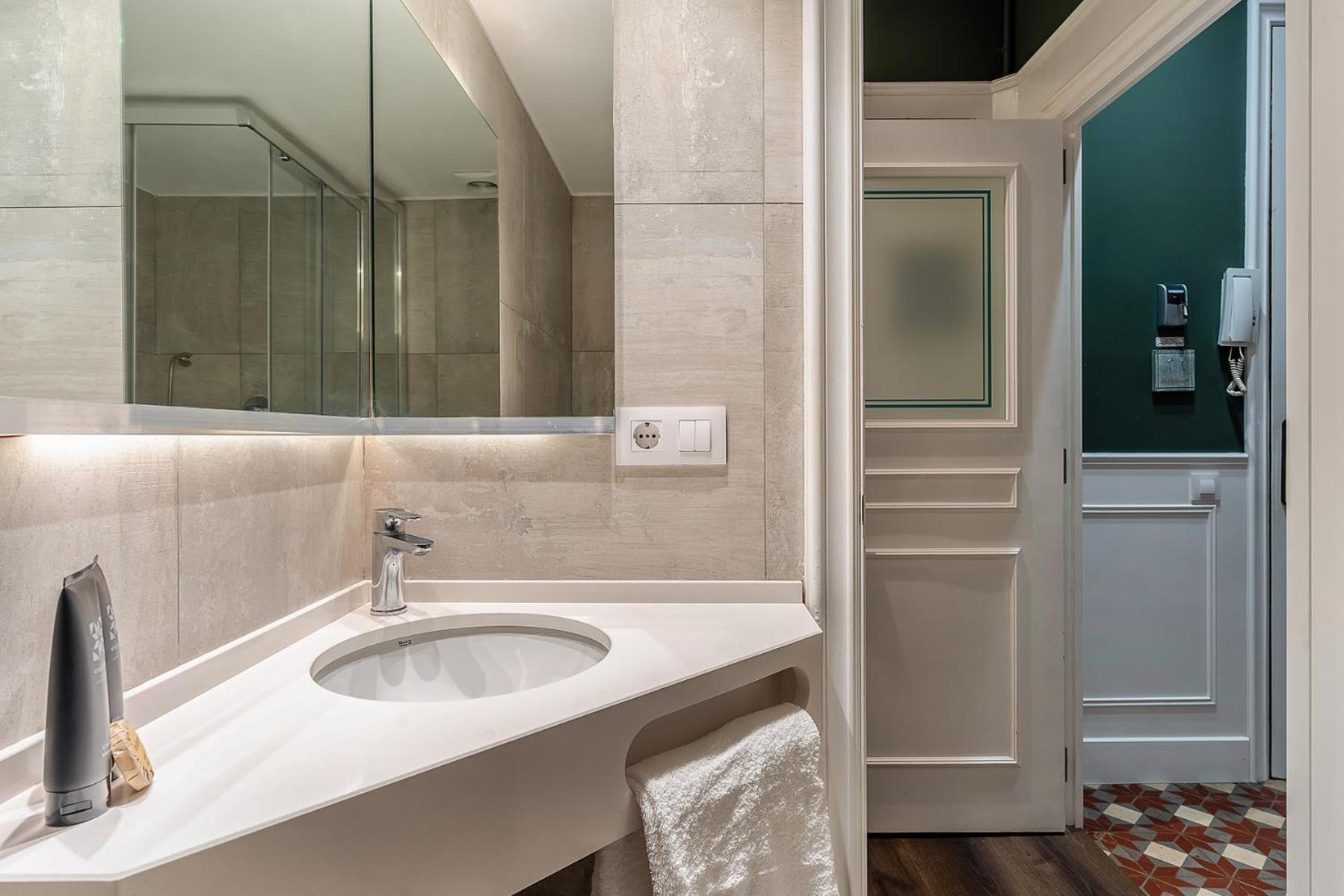 Enjoybcn Tallers Apartment *