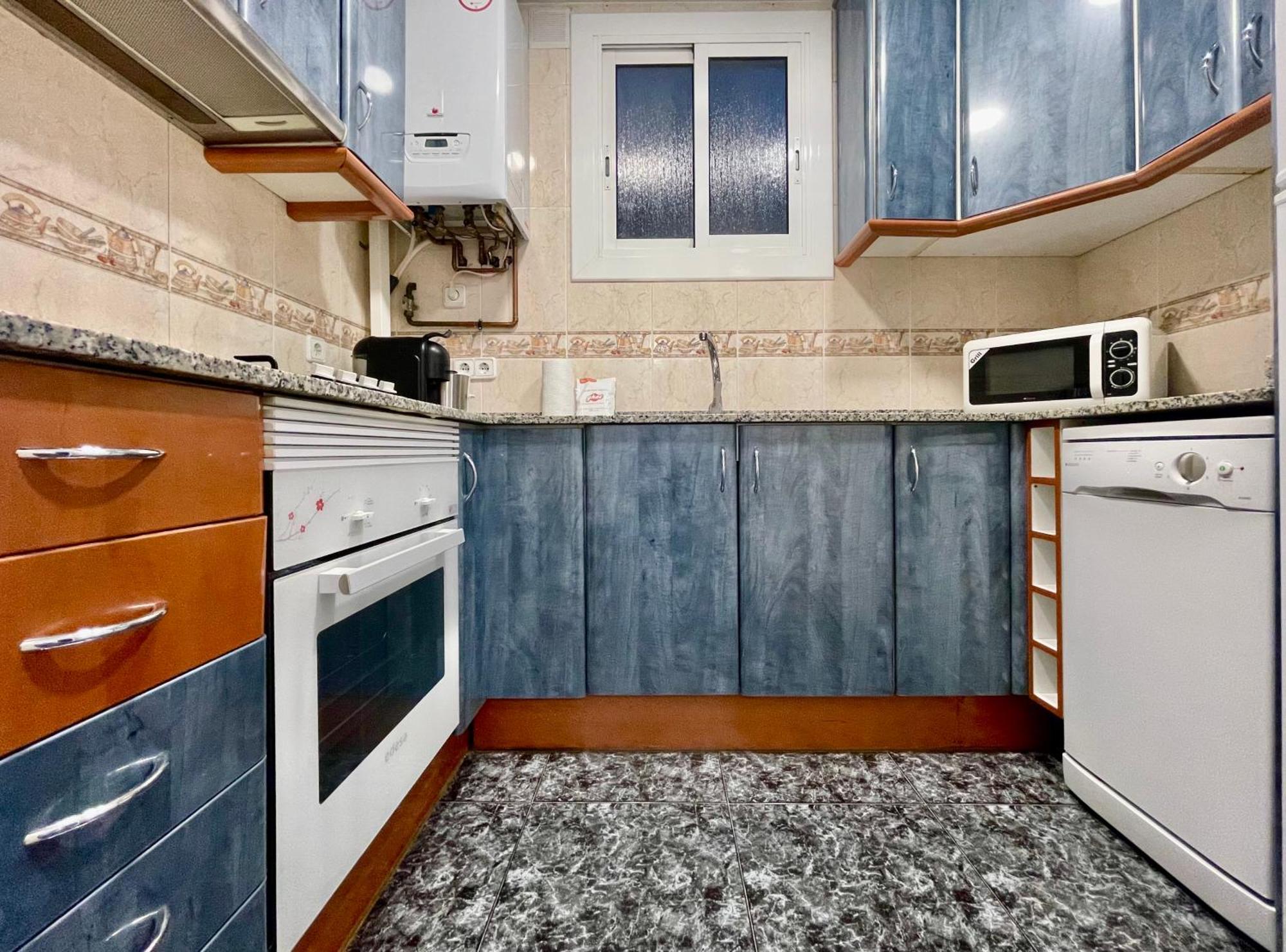 Elegantniy Poble Sec Apartment
