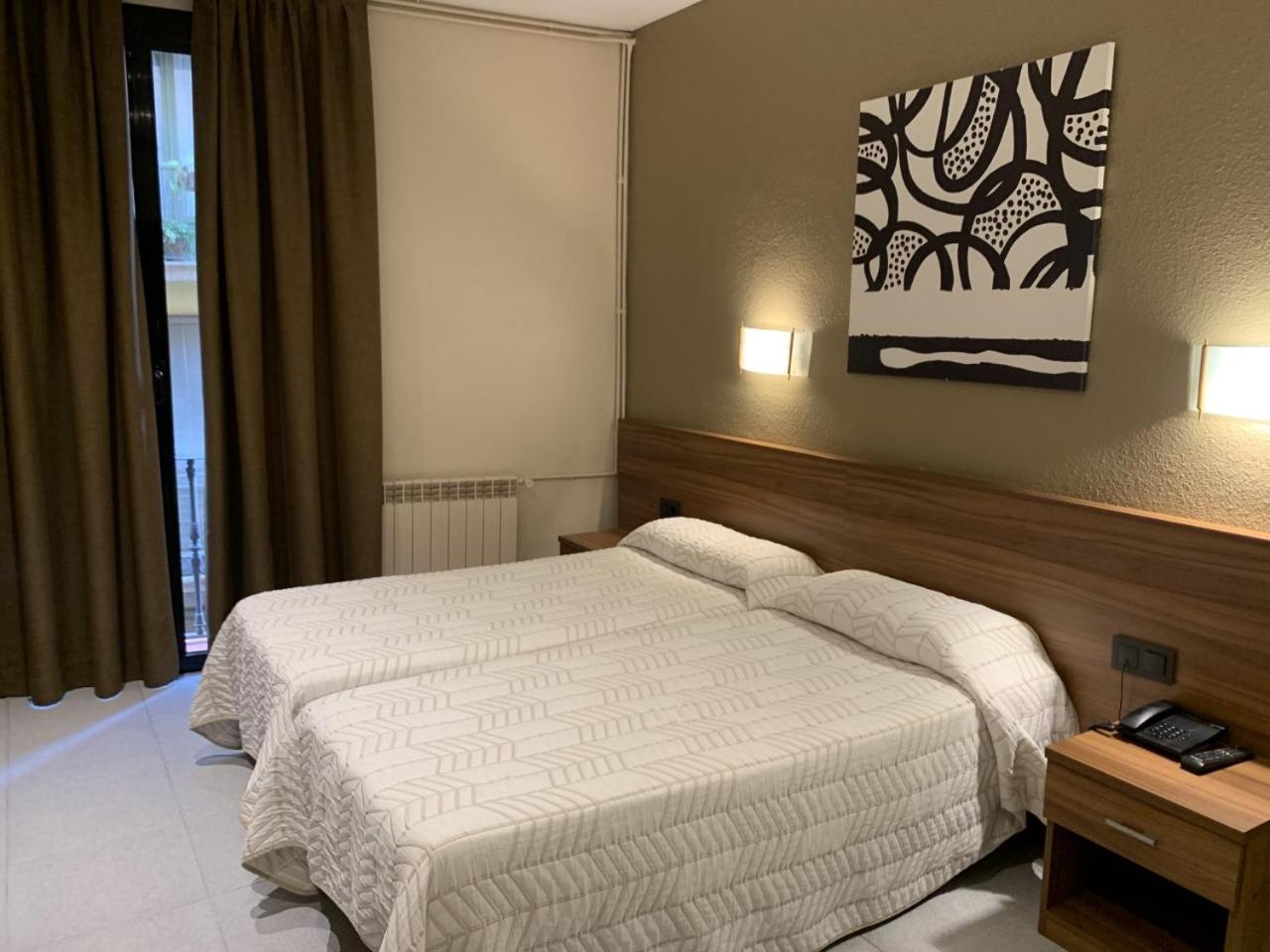 Iznajar Guest house Barcelona