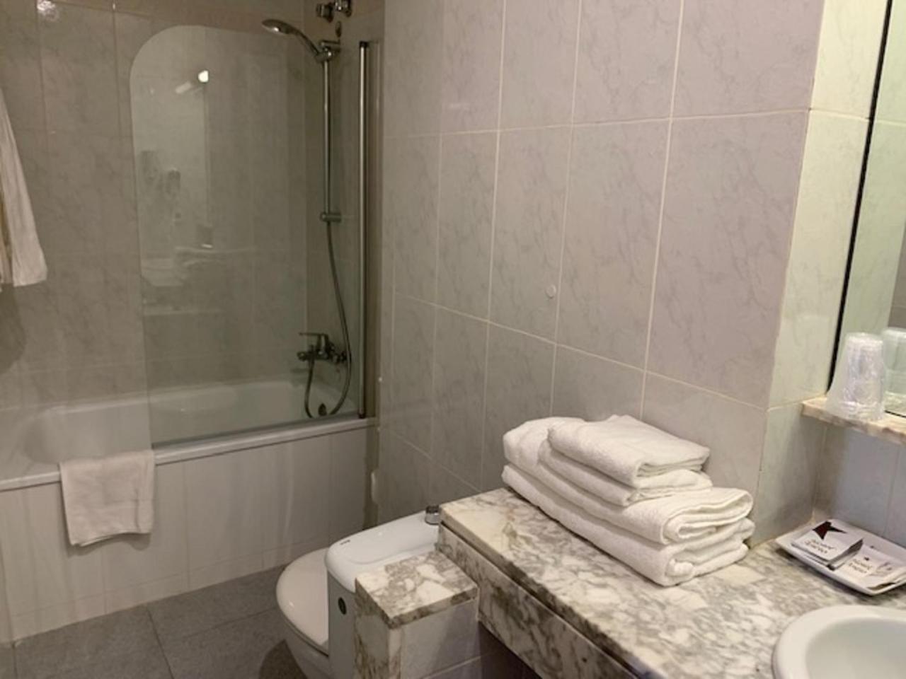 Guest house Iznajar 2*