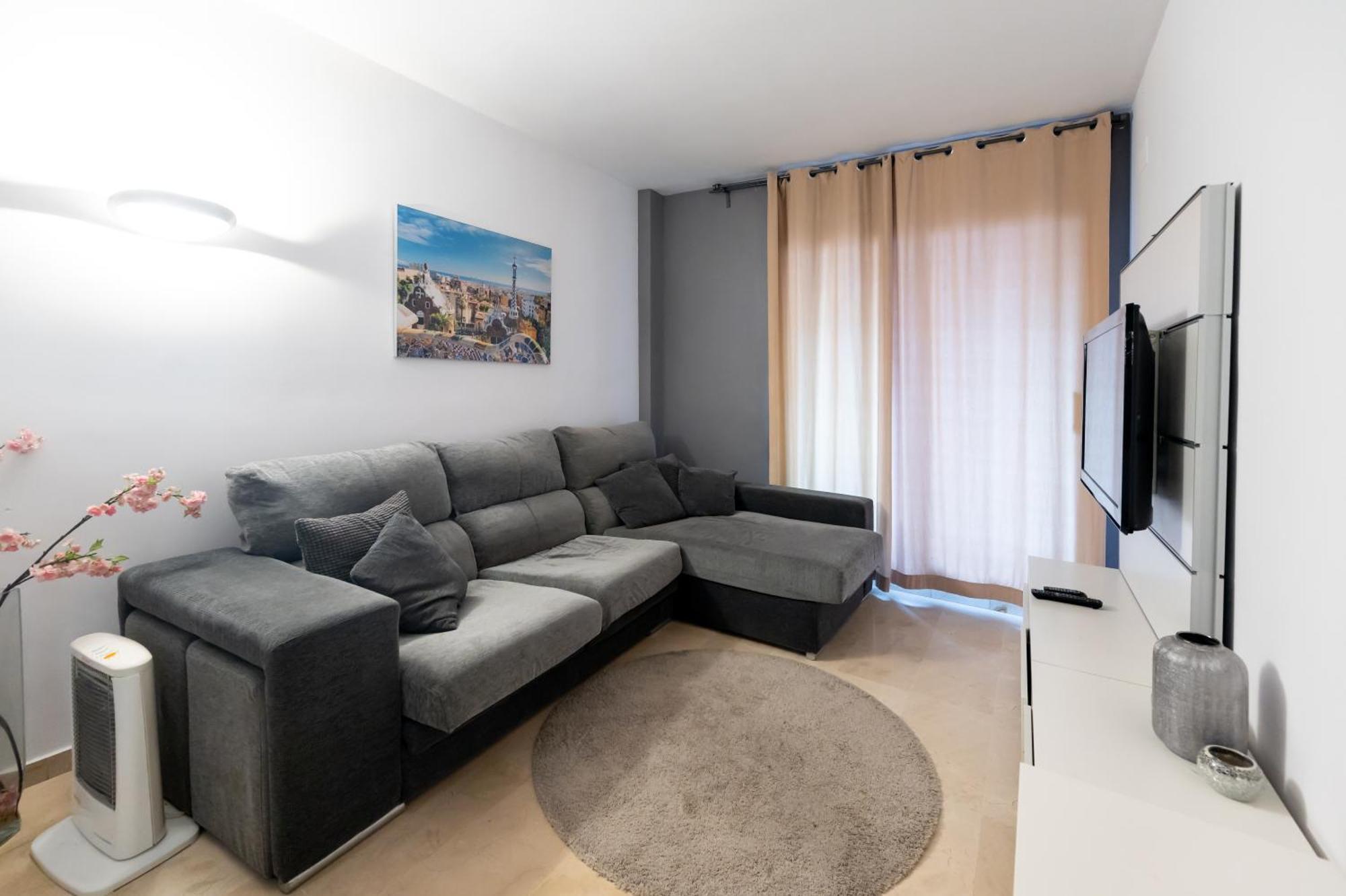 Comfy Downtown + Private Terrace Apartment Barcelona