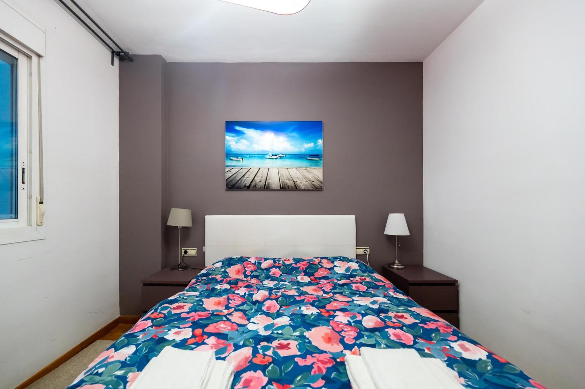 Comfy Downtown + Private Terrace Apartment Barcelona