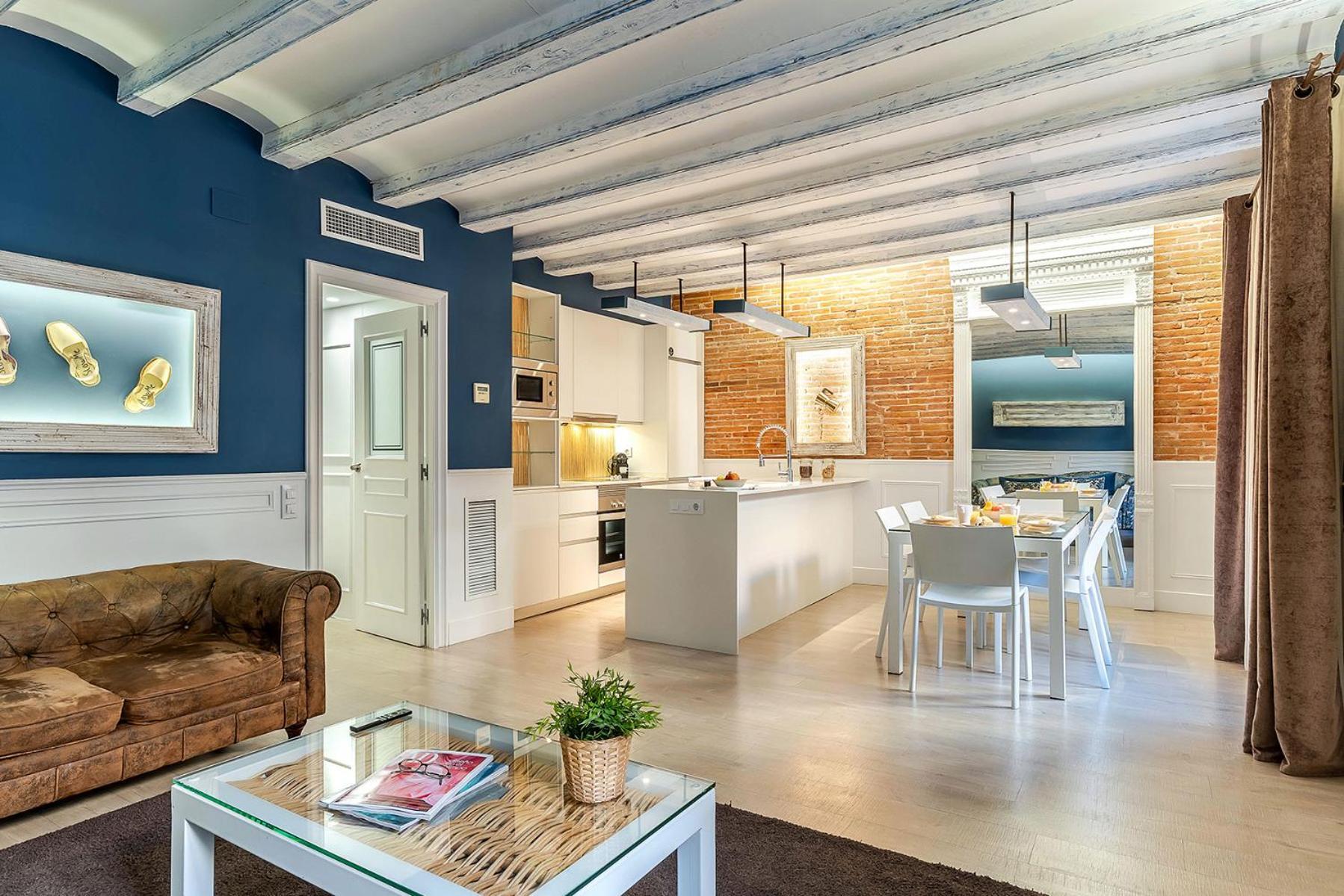 Enjoybcn Colon Apartment