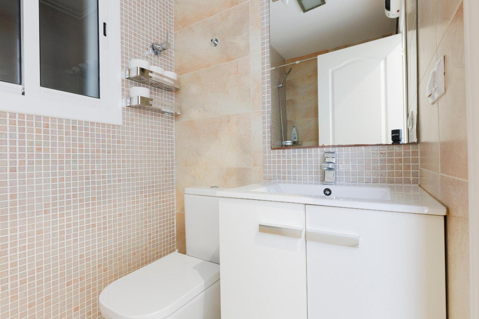 Appartement Aparteasy - Private Terrace, 3-bedroom