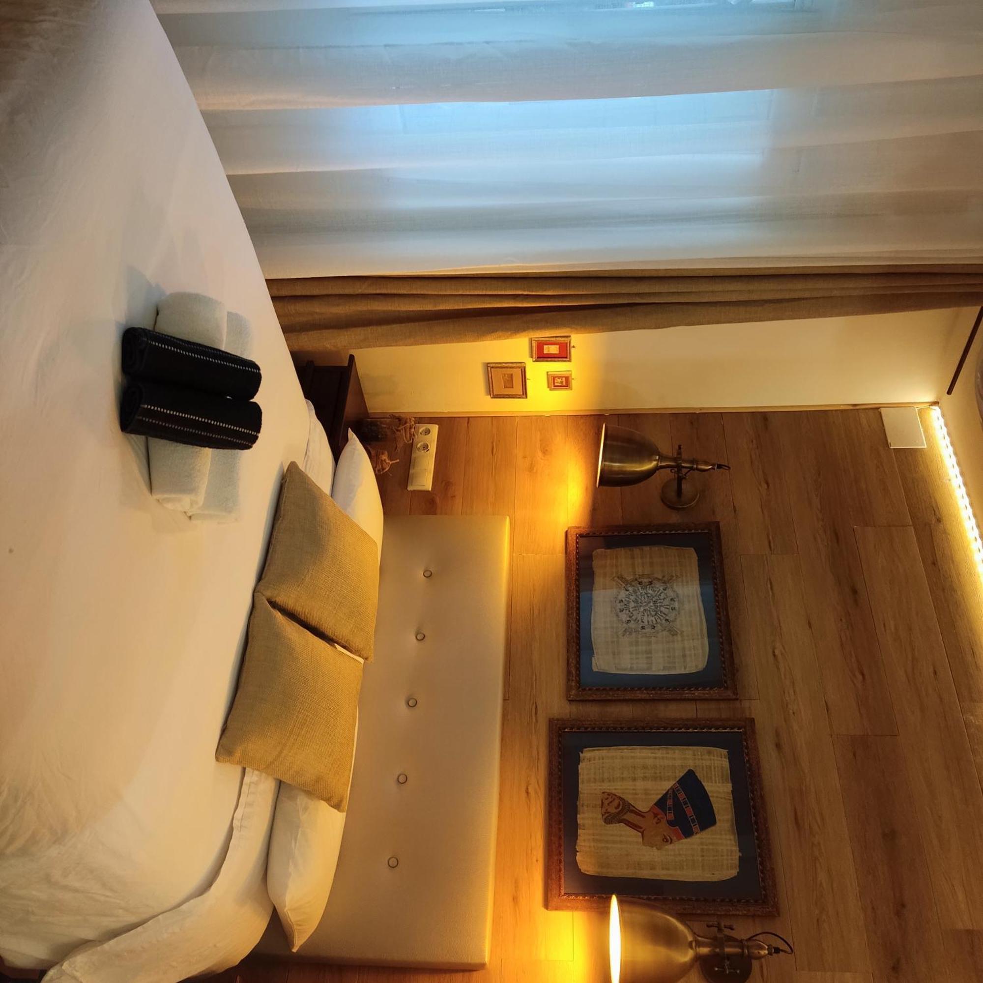 Studio Or With Private Bathroom Or With Shared Bathroom * Barcelone