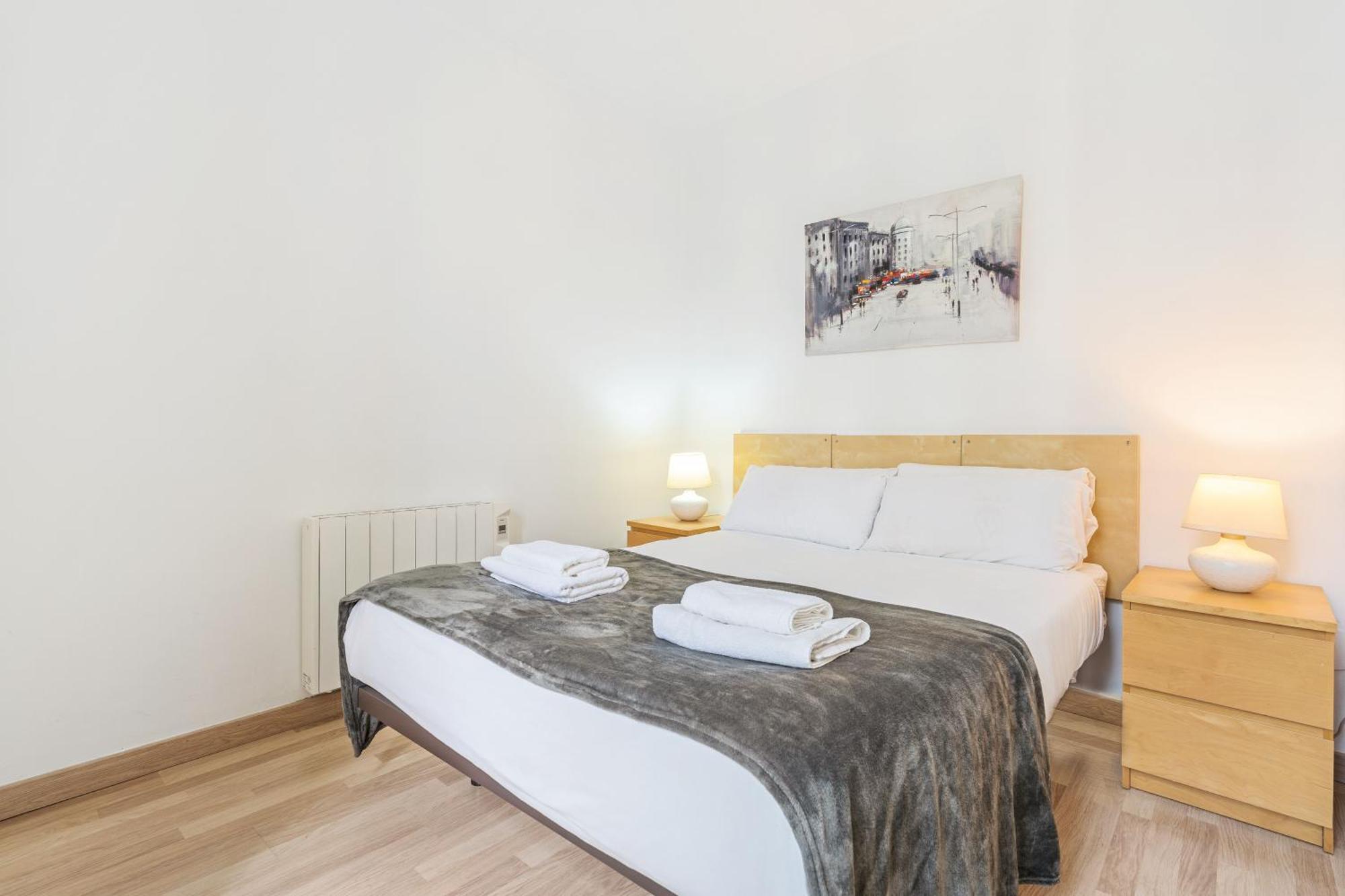 Apartamento Fridaysflats, Sagrado Silencio - 3 Bdr Right By Sagrada Familia *