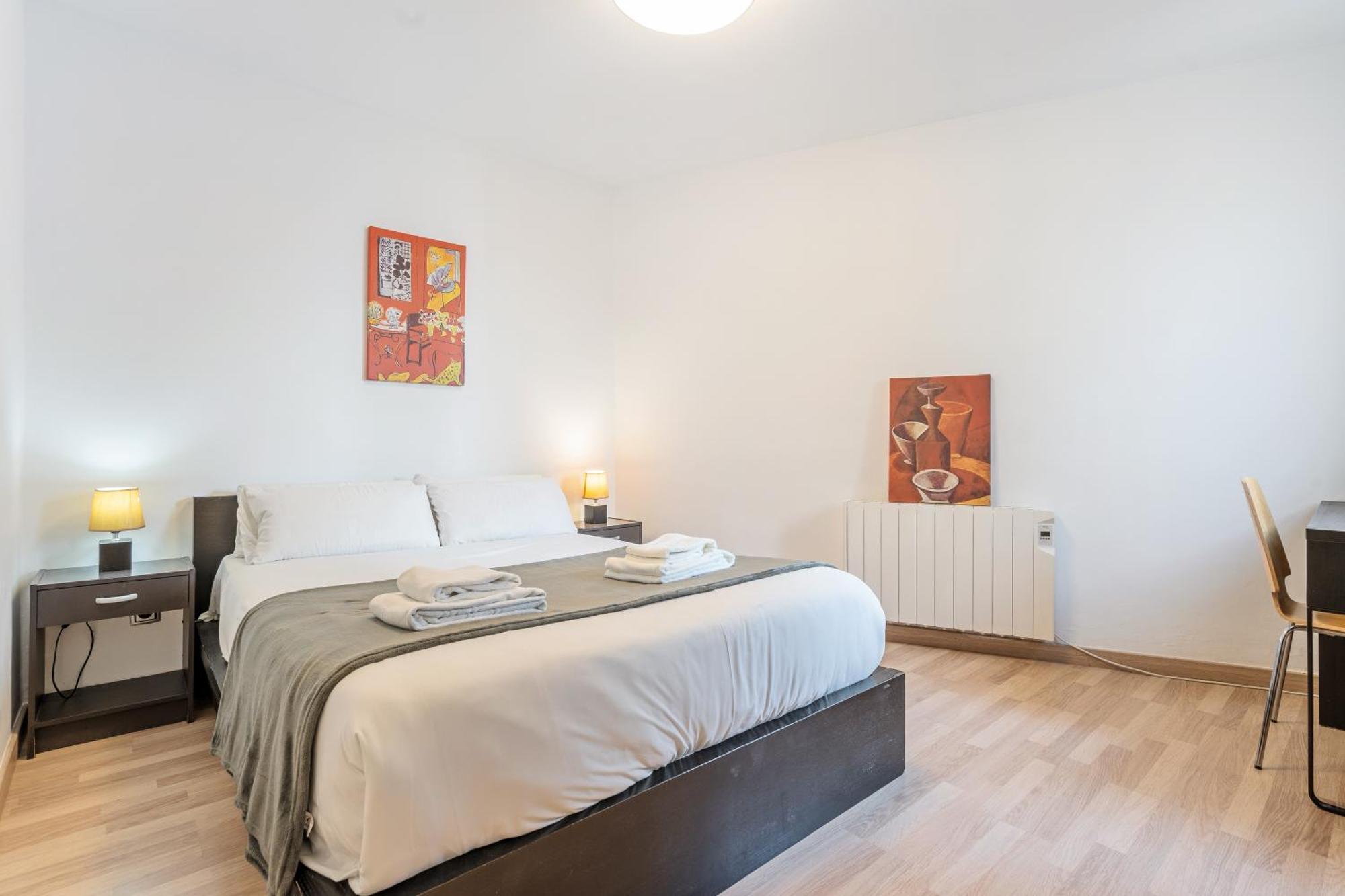 Fridaysflats, Sagrado Silencio - 3 Bdr Right By Sagrada Familia *