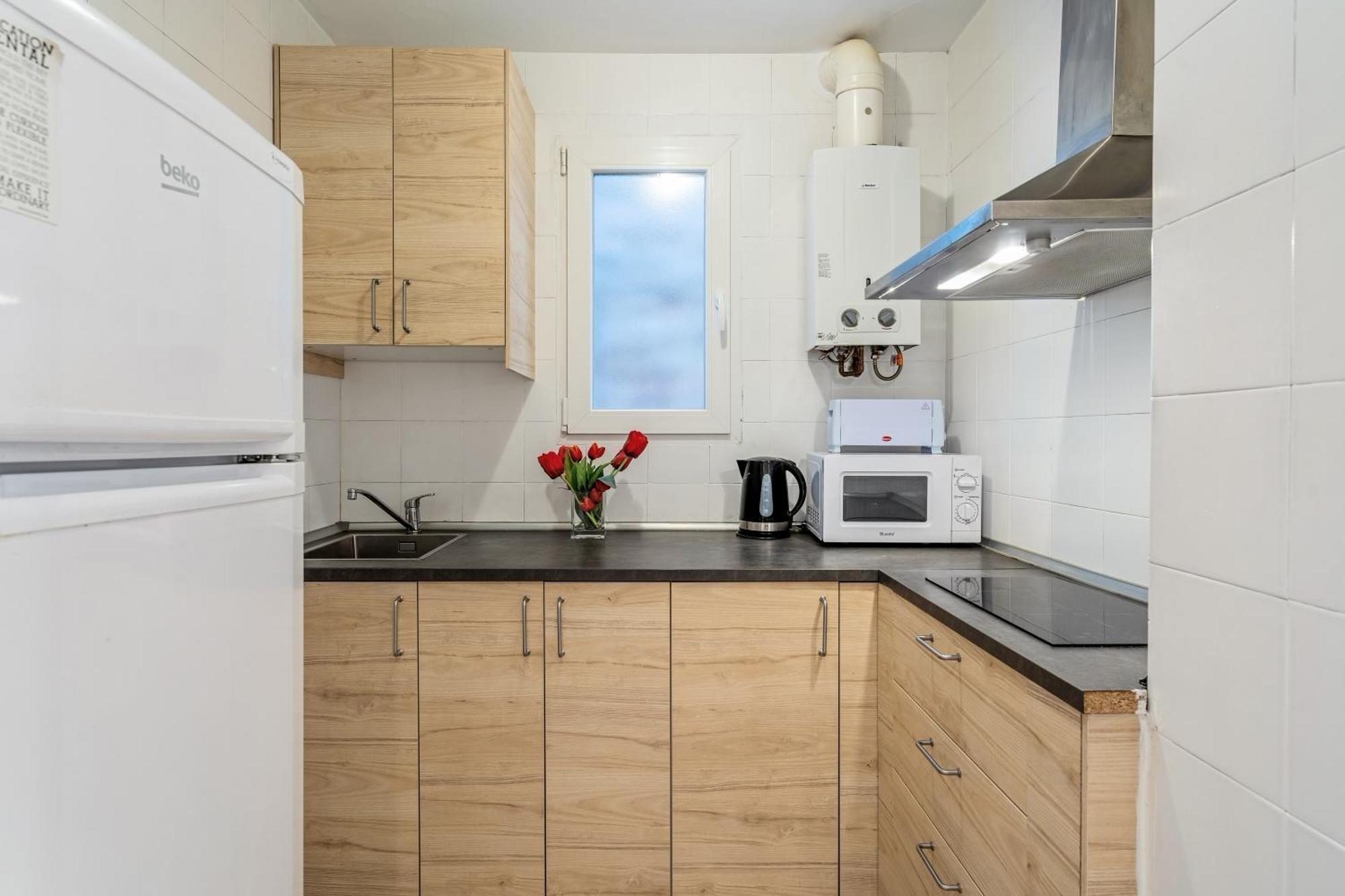 Apartamento Fridaysflats, Sagrado Silencio - 3 Bdr Right By Sagrada Familia *