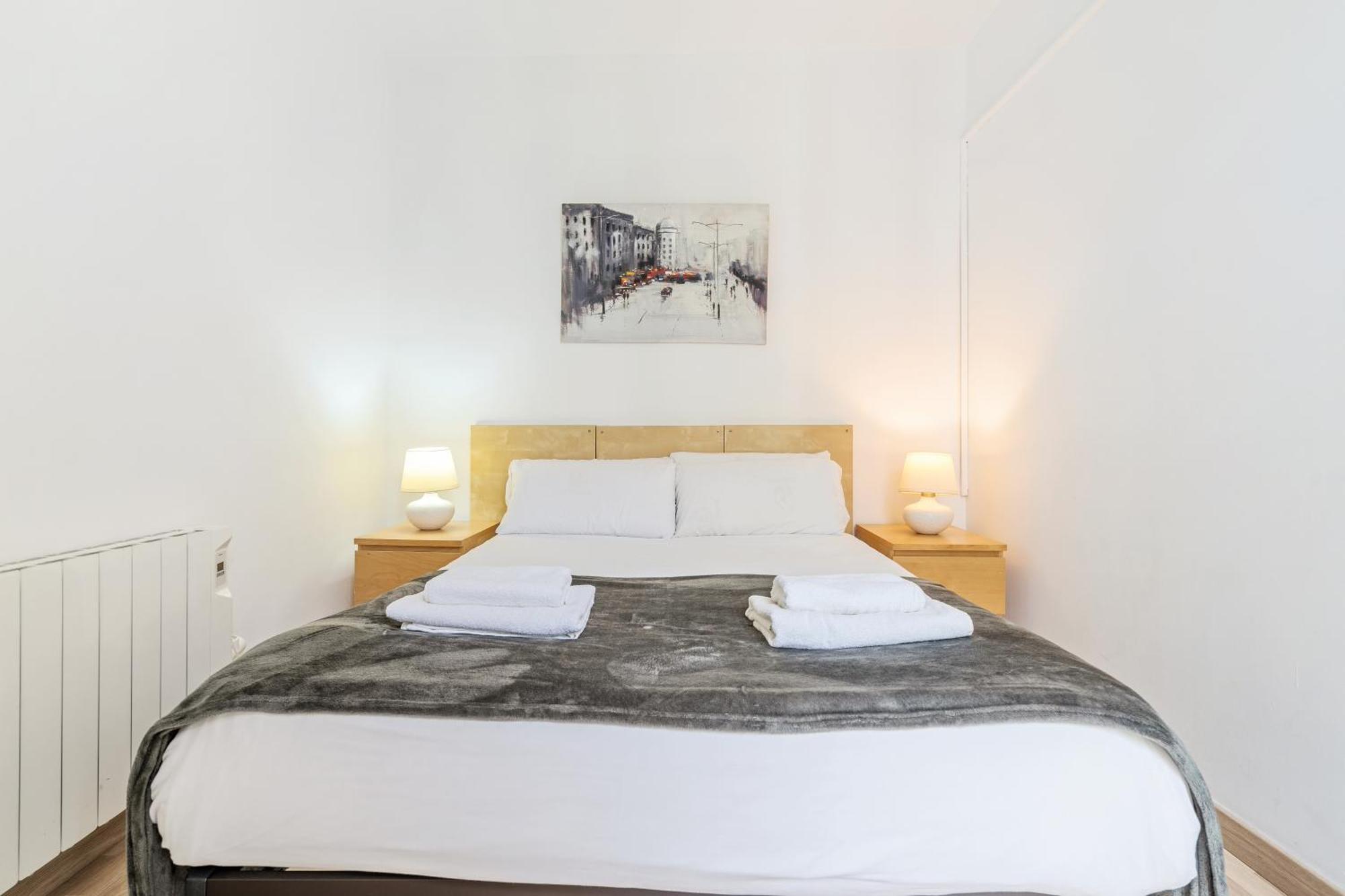 Fridaysflats, Sagrado Silencio - 3 Bdr Right By Sagrada Familia Apartamento Barcelona