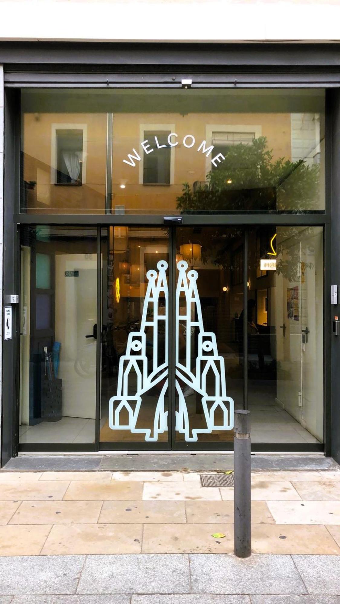 Latroupe Poblenou Barcelona