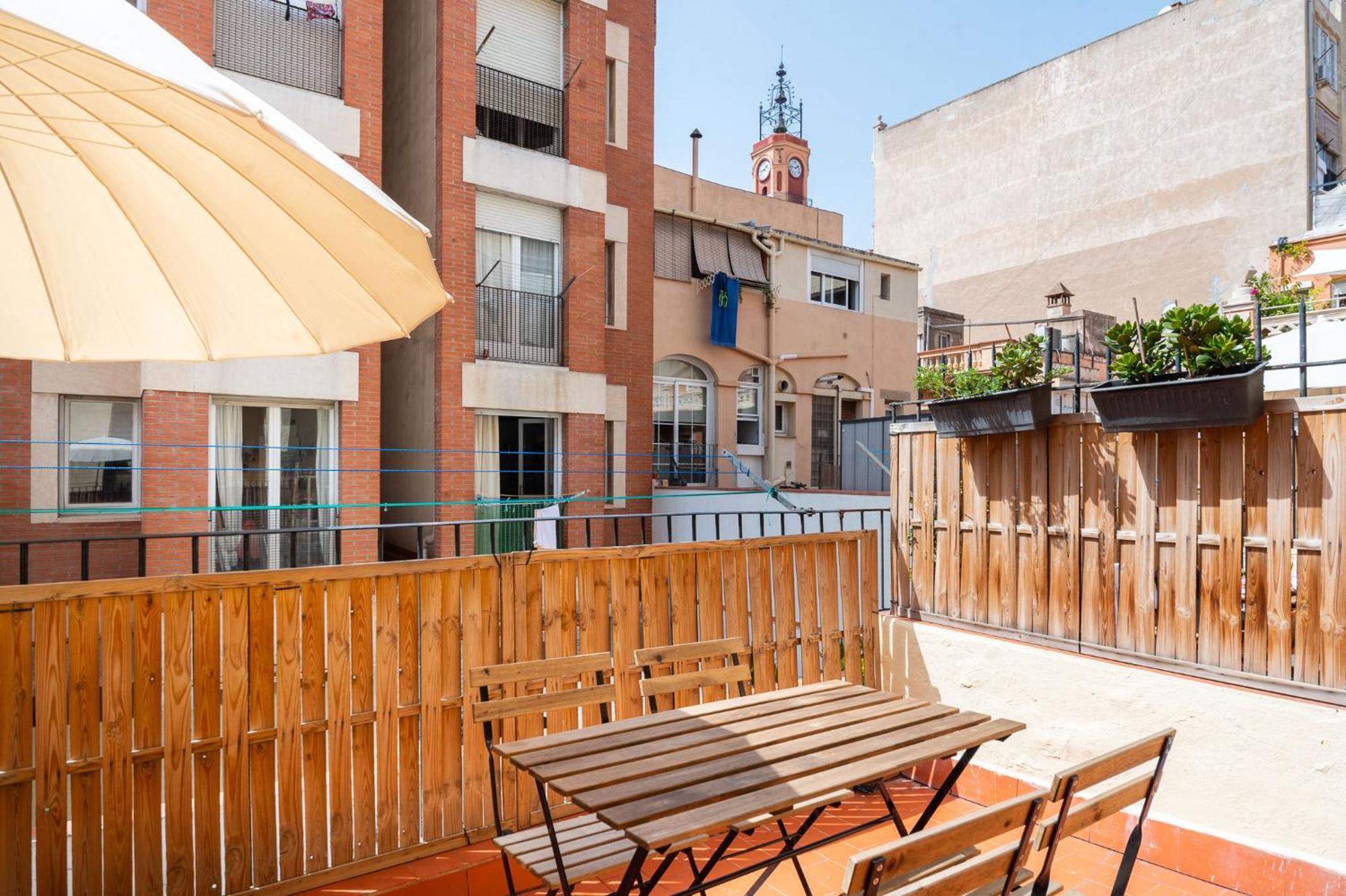 Terrace, Sun And Local Lifestyle In Gracia Barcelona