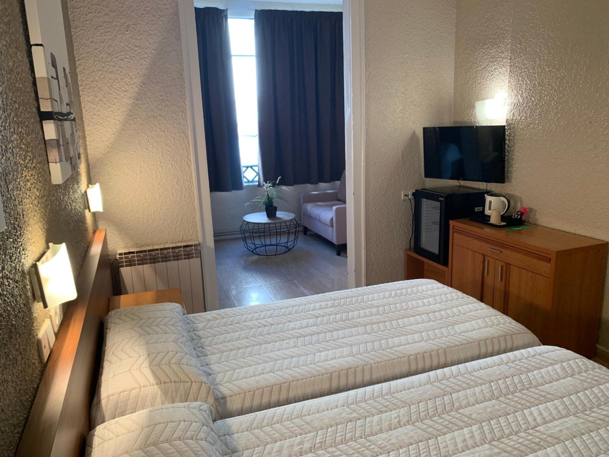 Guest house Iznajar 2*