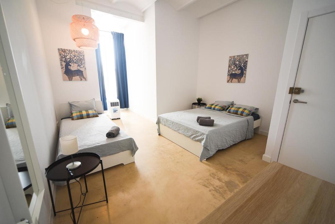 Hostel Close To Sagrada Familia *