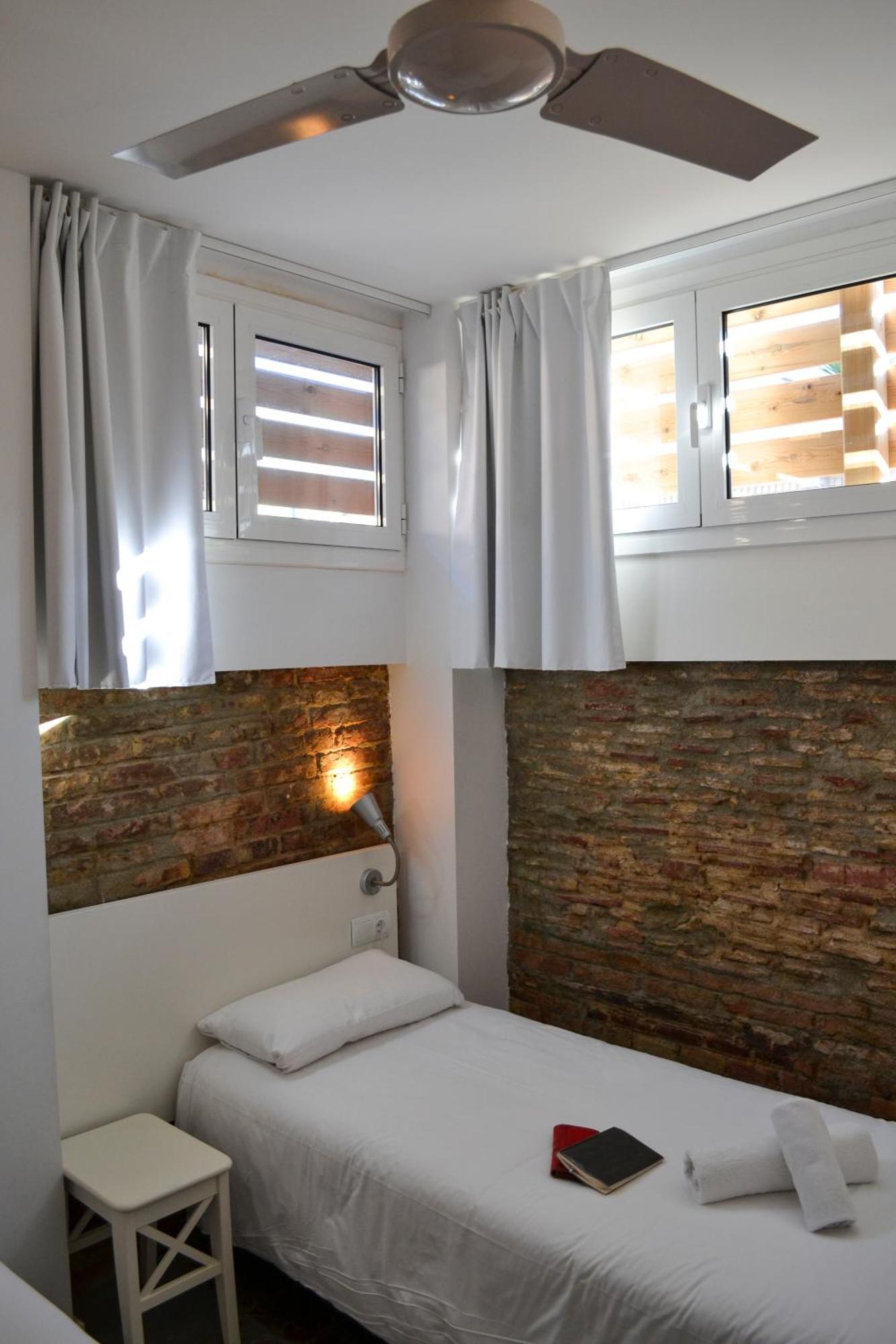 Happy People Plaza Espana Appartement Barcelone