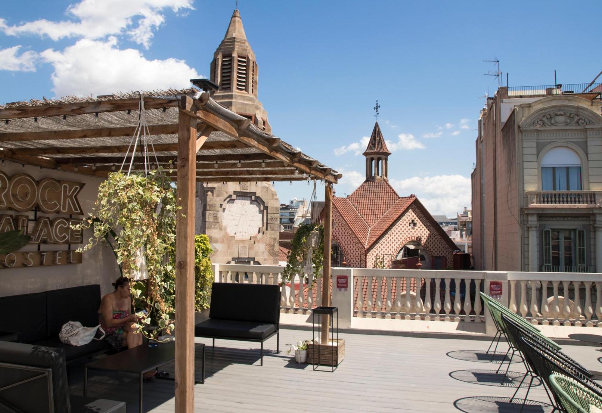 Hostal Sant Jordi Rock Palace