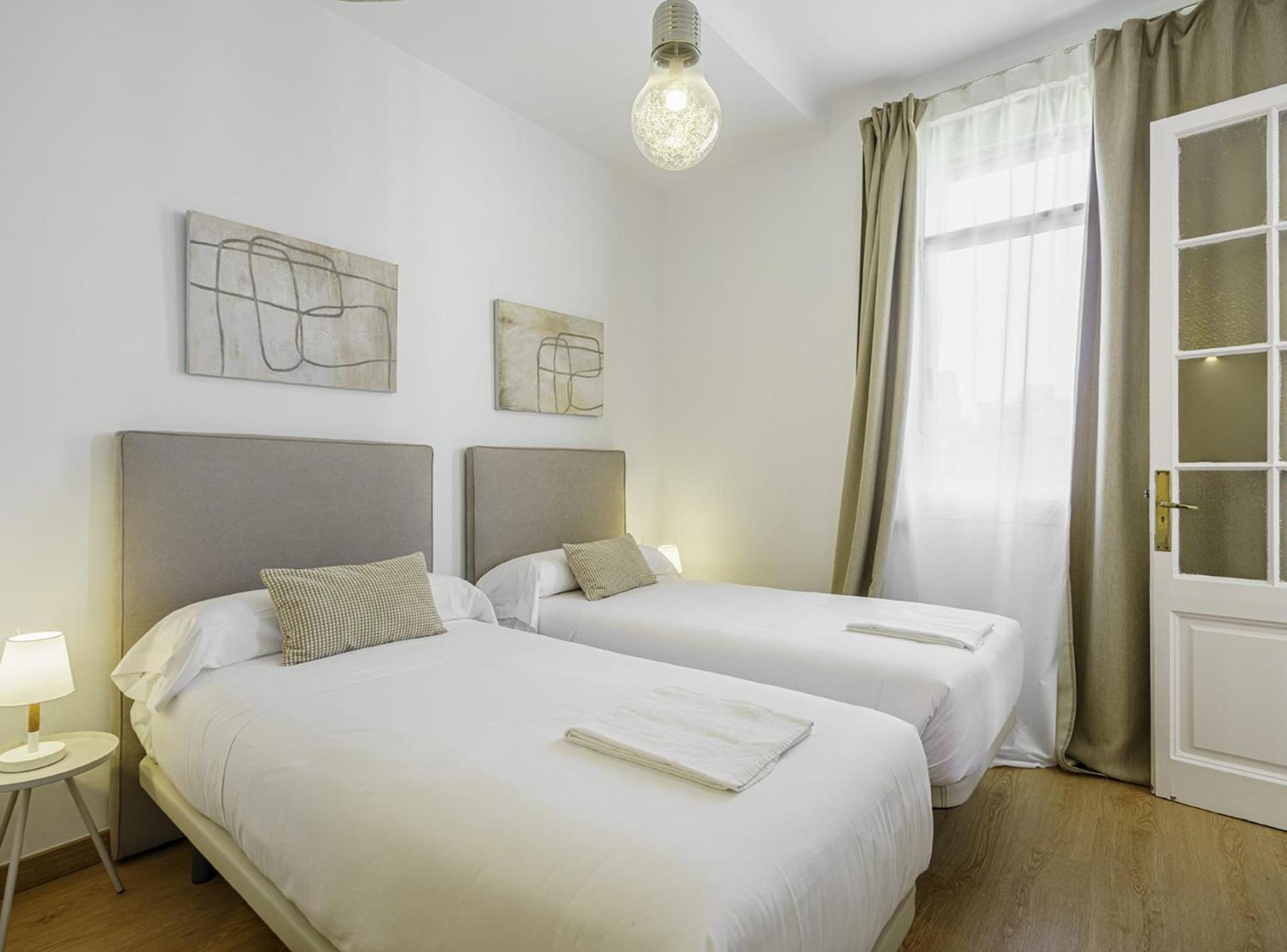 Sibsbcn-paseo De Gracia Luxury Exclusive Gaudi Apartment