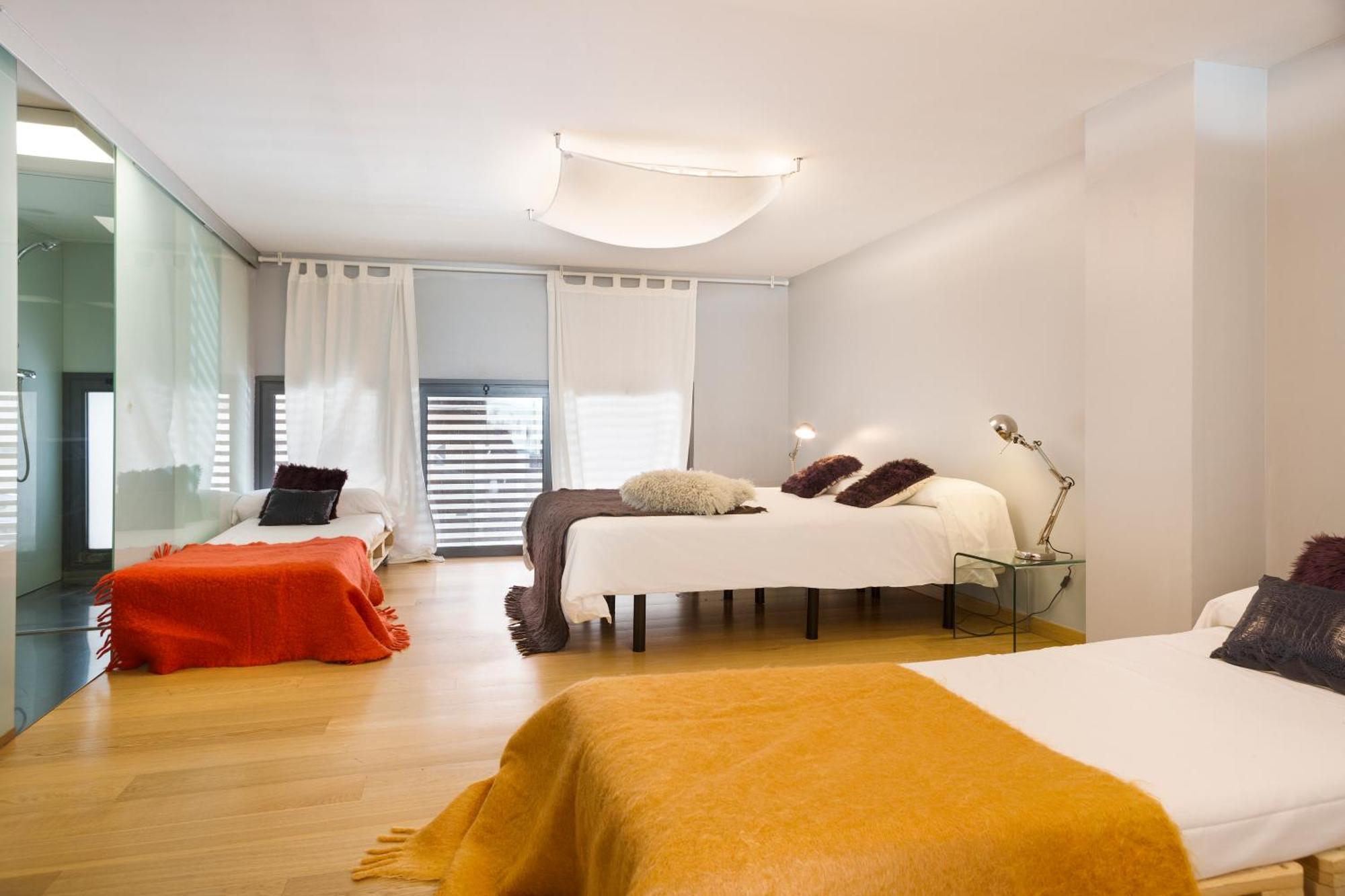 Appartement My Space Emirates - Bright In Gracia With Shared Pool *