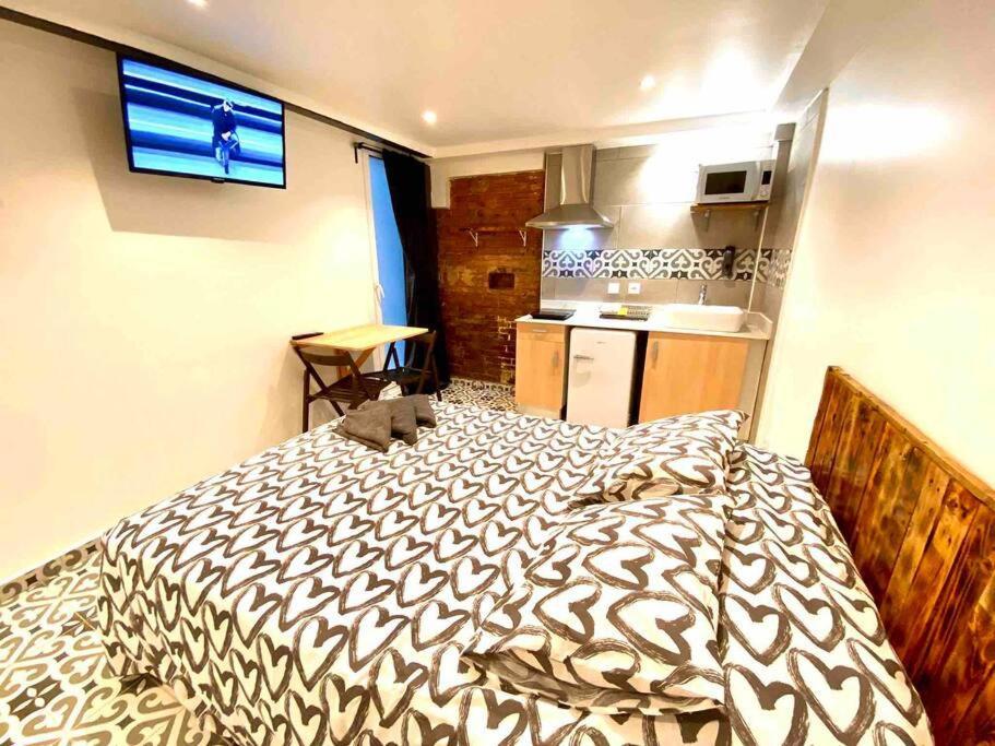B4 Estudio Nuevo! Cocina Y Bano Privado! A 1 Calle Del Metro Appartement *