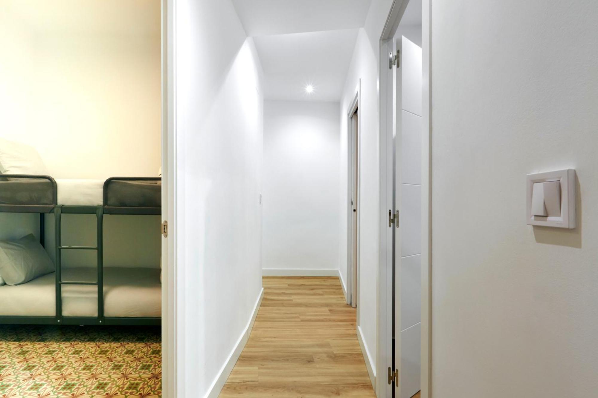 Comfortable Next To Apolo Theater *