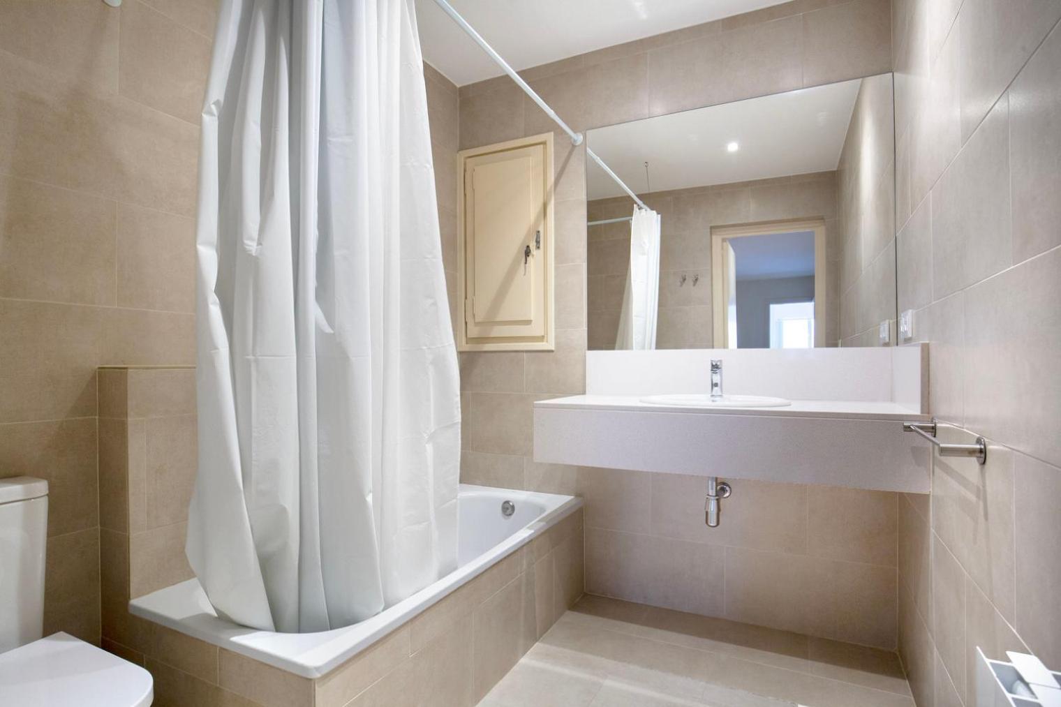 Blueground Sarria Furnished W Full Kitchen Bcn-132 * Barcelone