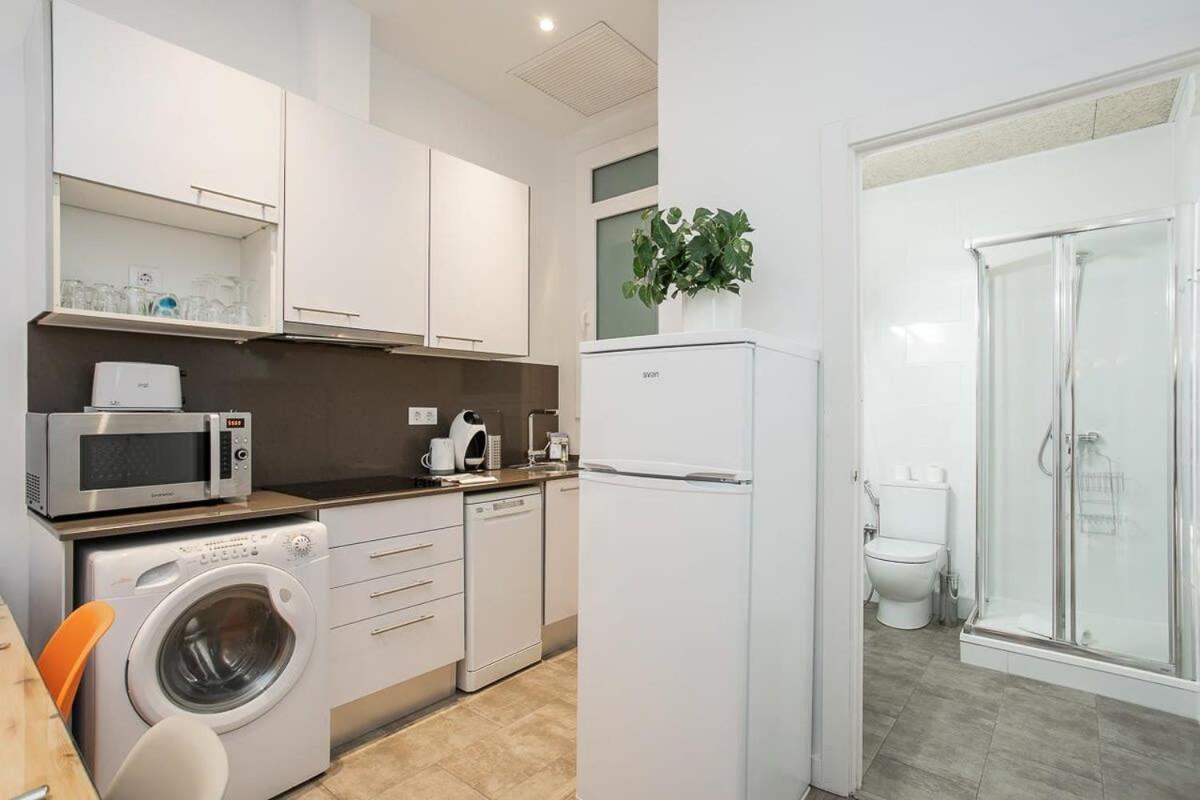 Paseo De Gracia Modern 4bd With Terrace Apartamento *