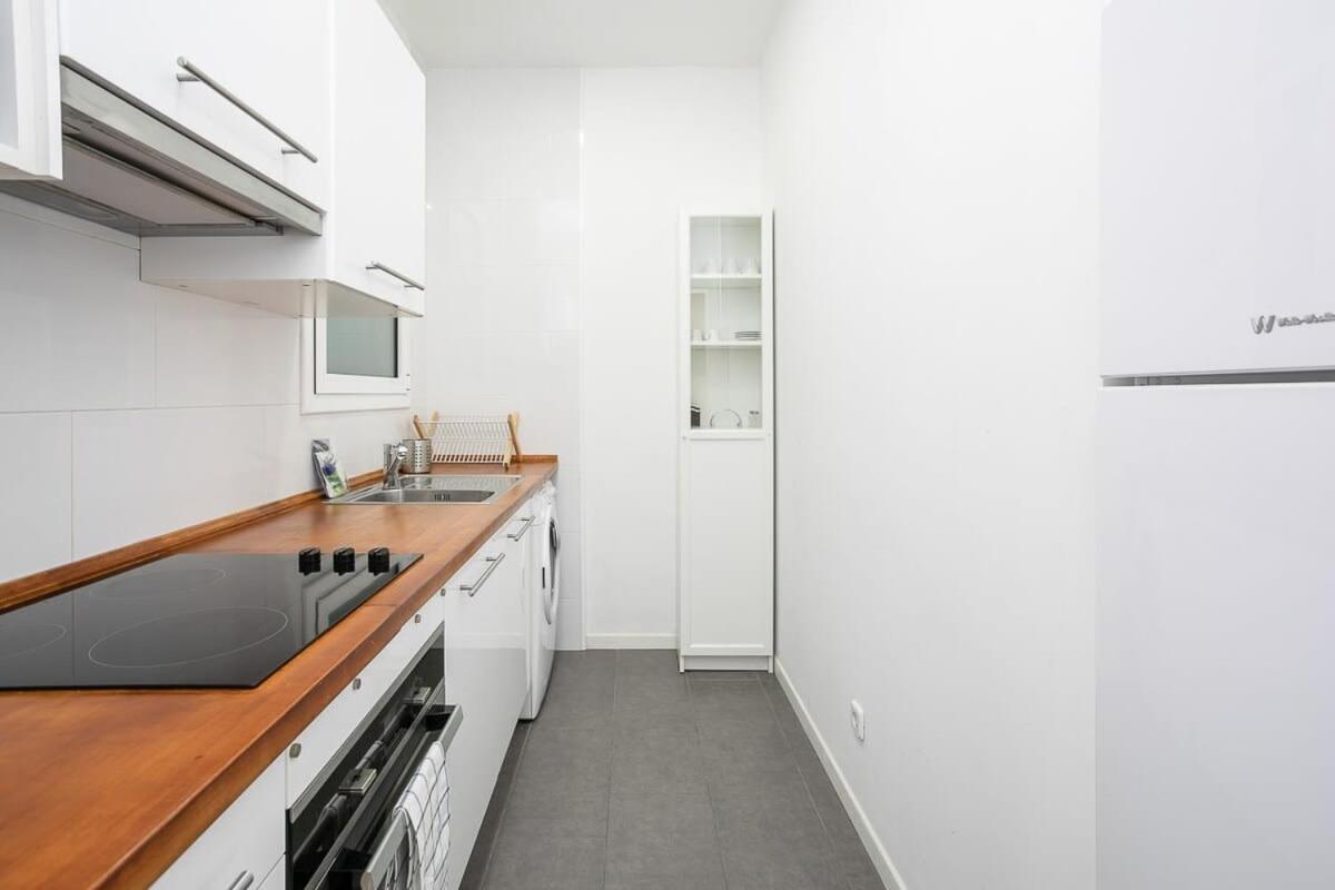 Paseo De Gracia Modern 4bd With Terrace Apartamento Barcelona
