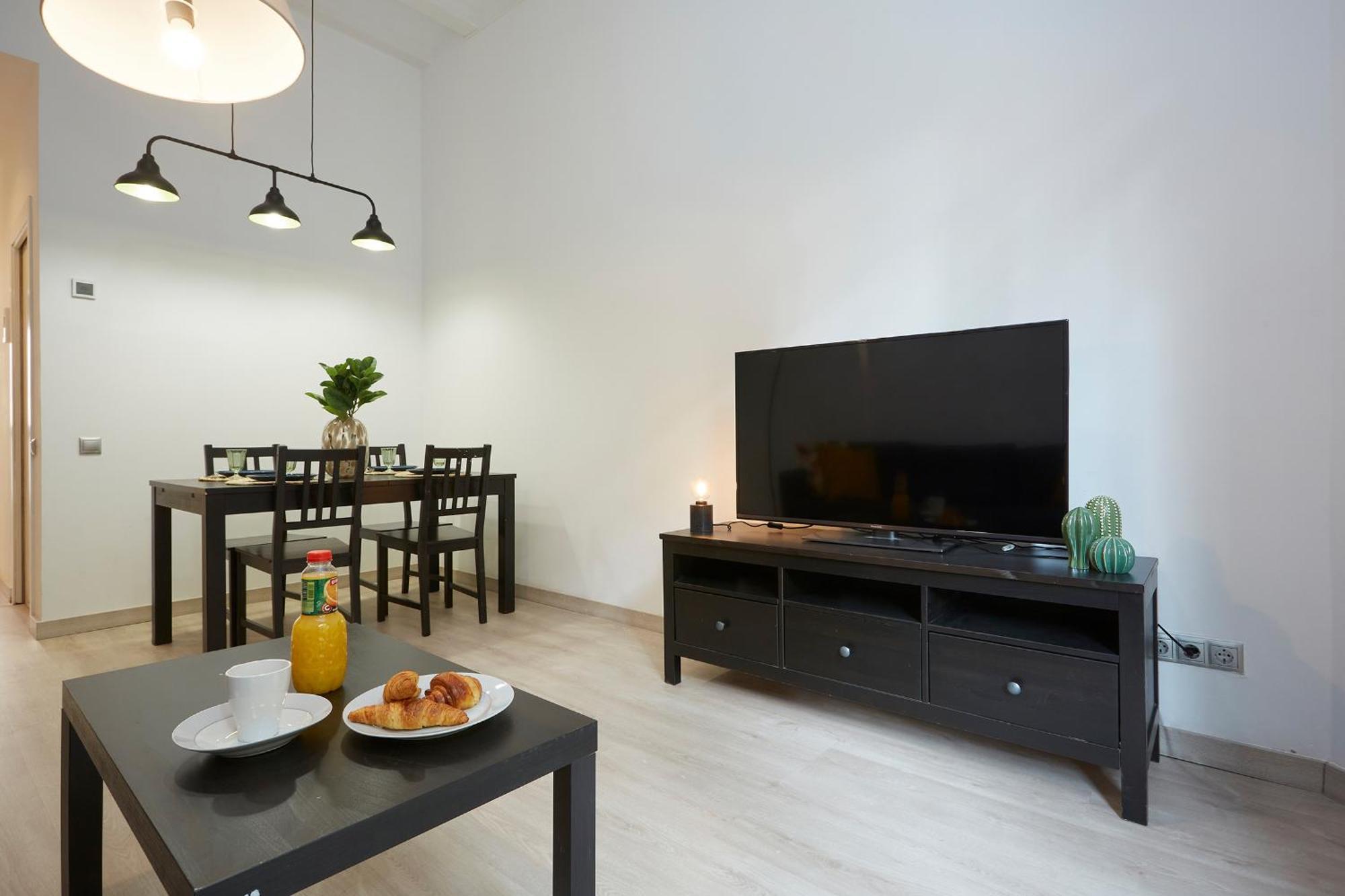One Bedroom Flat Close To Beach *