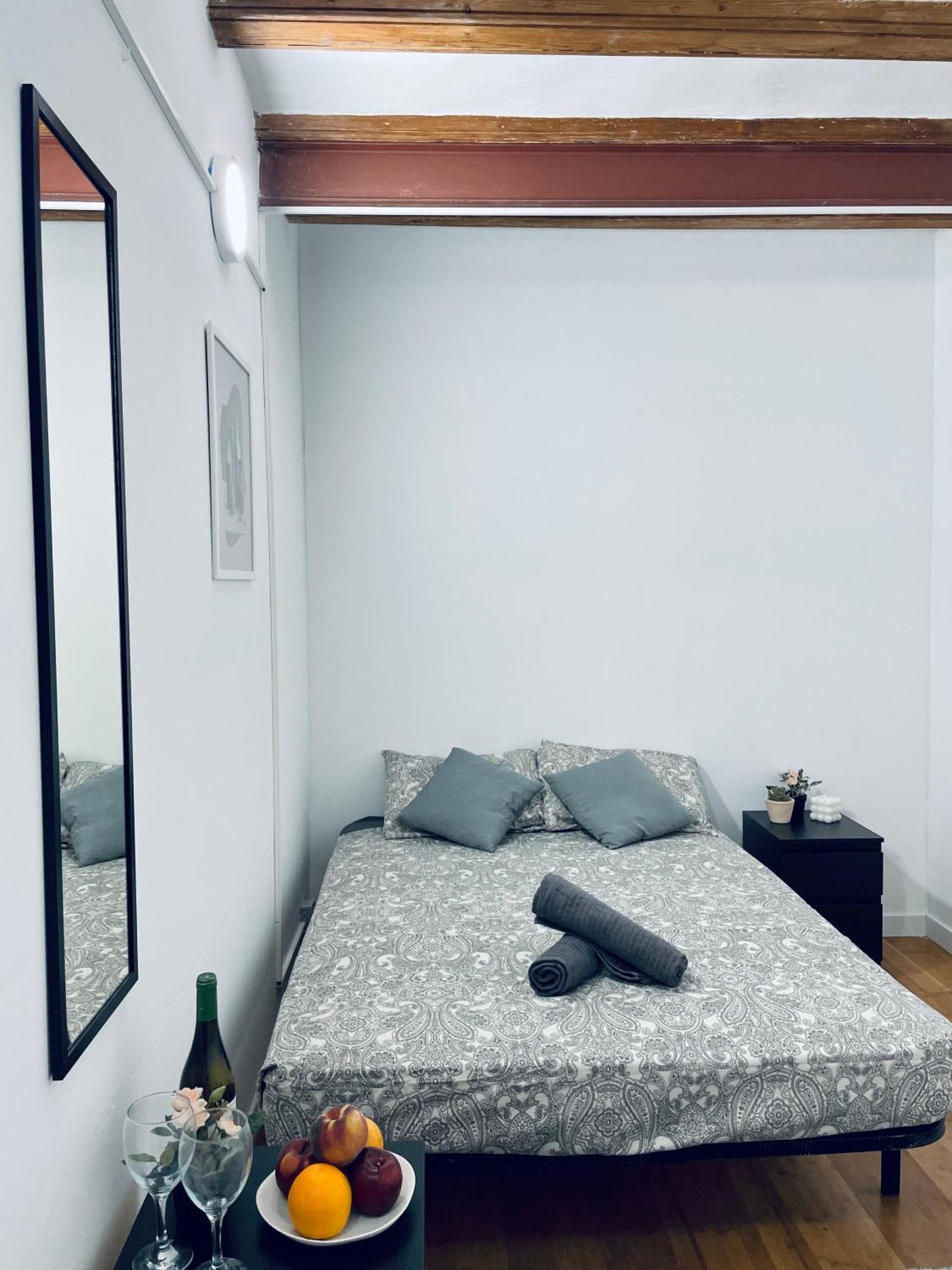 Nou De La Rambla 2 Bed and breakfast *
