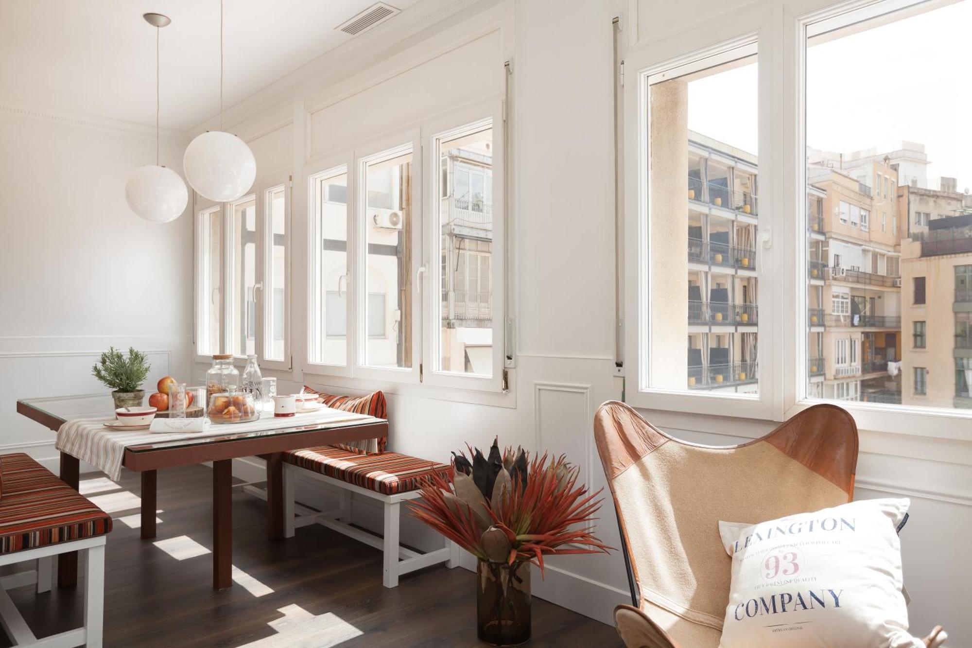 Enjoybcn Coliseum Appartement