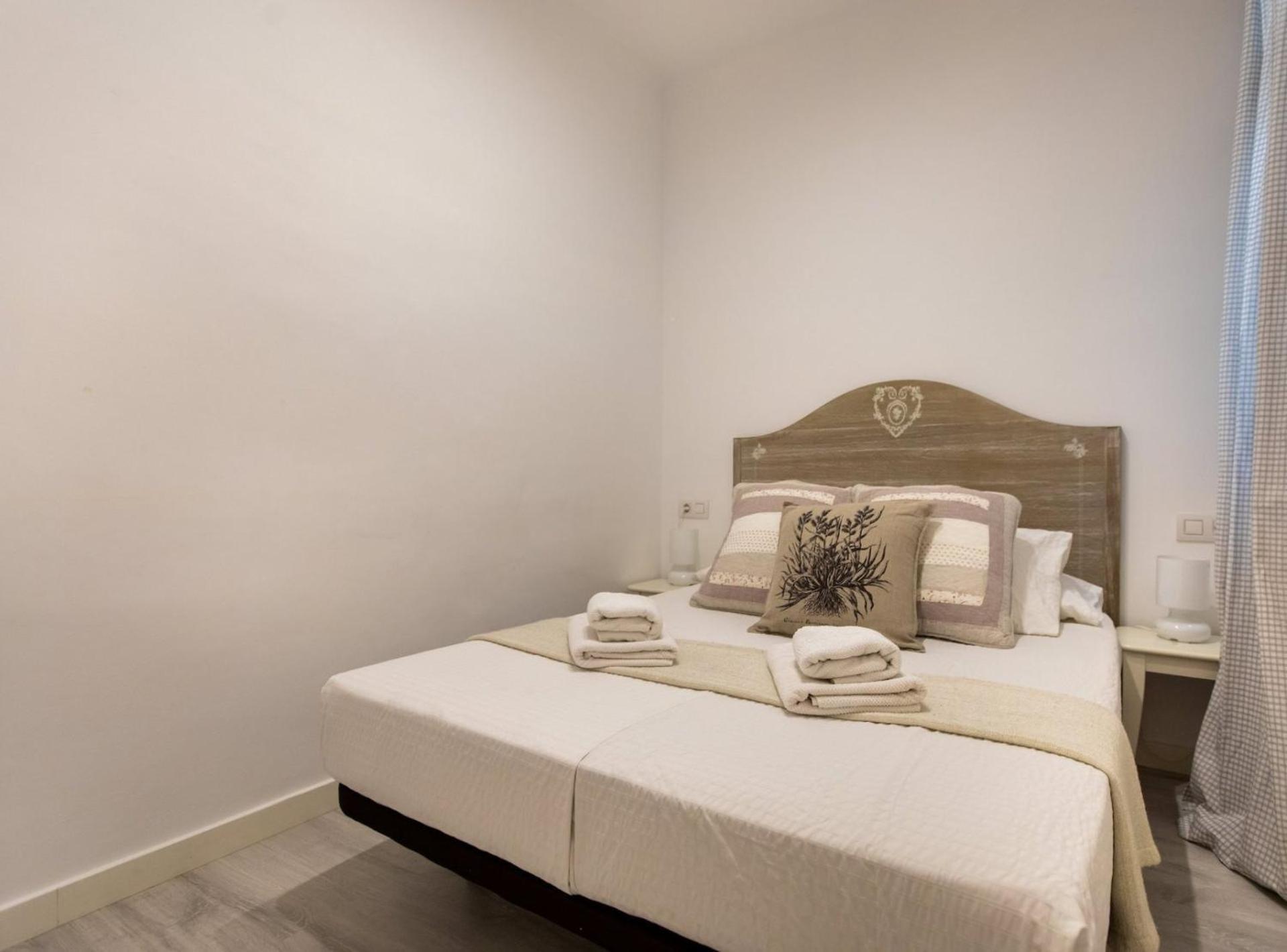Pere Serafi 2 Bedroom Appartement